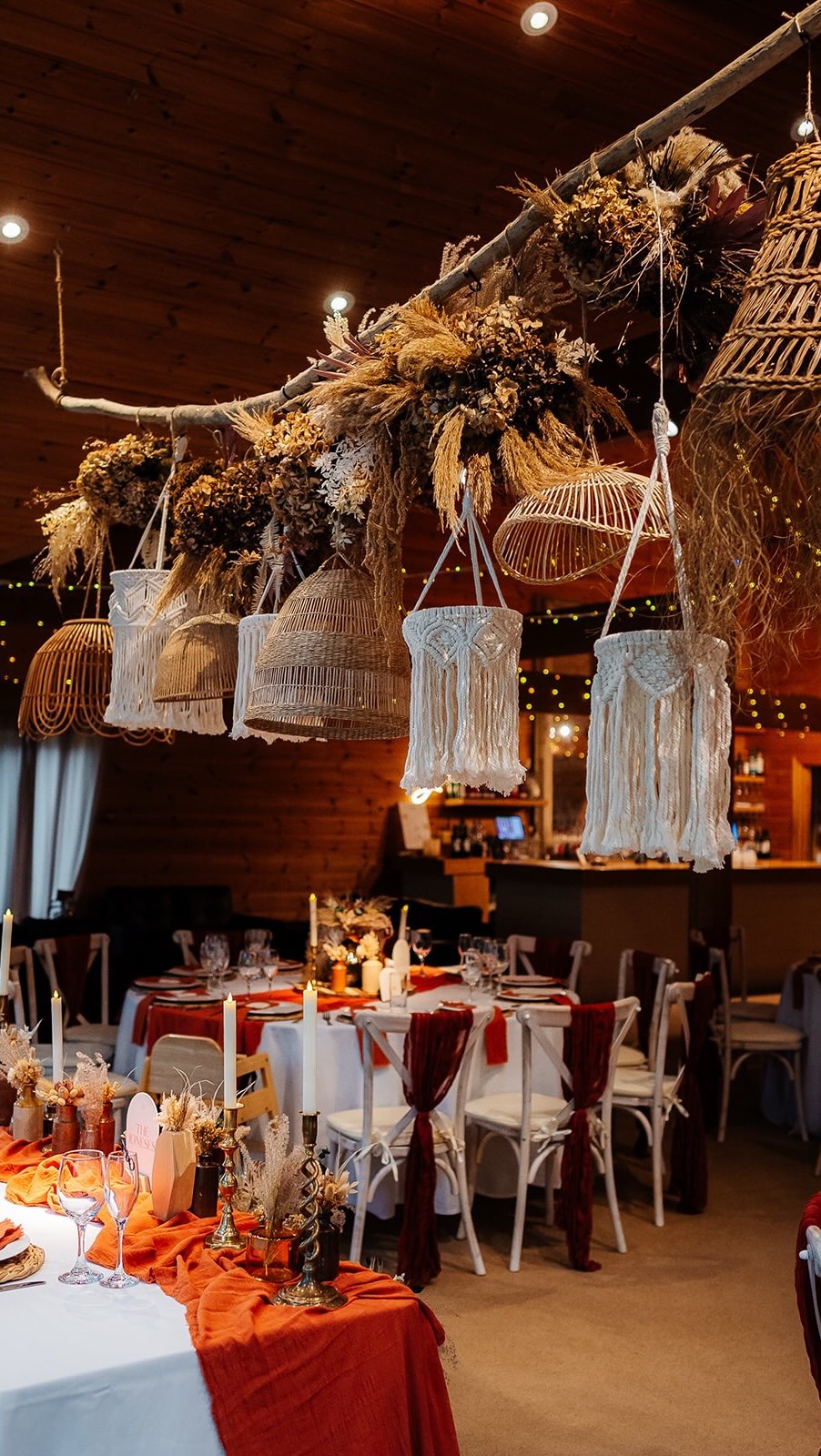 We loved this autumnal setup at Styal Lodge 🤍
It’s always such a pleasure dressing this beautiful venue, and autumn tones work so perfectly in the space.
We’re now starting to get ready for our 2026 weddings and can’t wait to bring some new pieces to life and show you what we’ve been working on behind the scenes ✨
Cover photo @jonnydraperphotography
#StyalLodge #AutumnWedding #WeddingDecorUK #CheshireWedding #URURAMoments