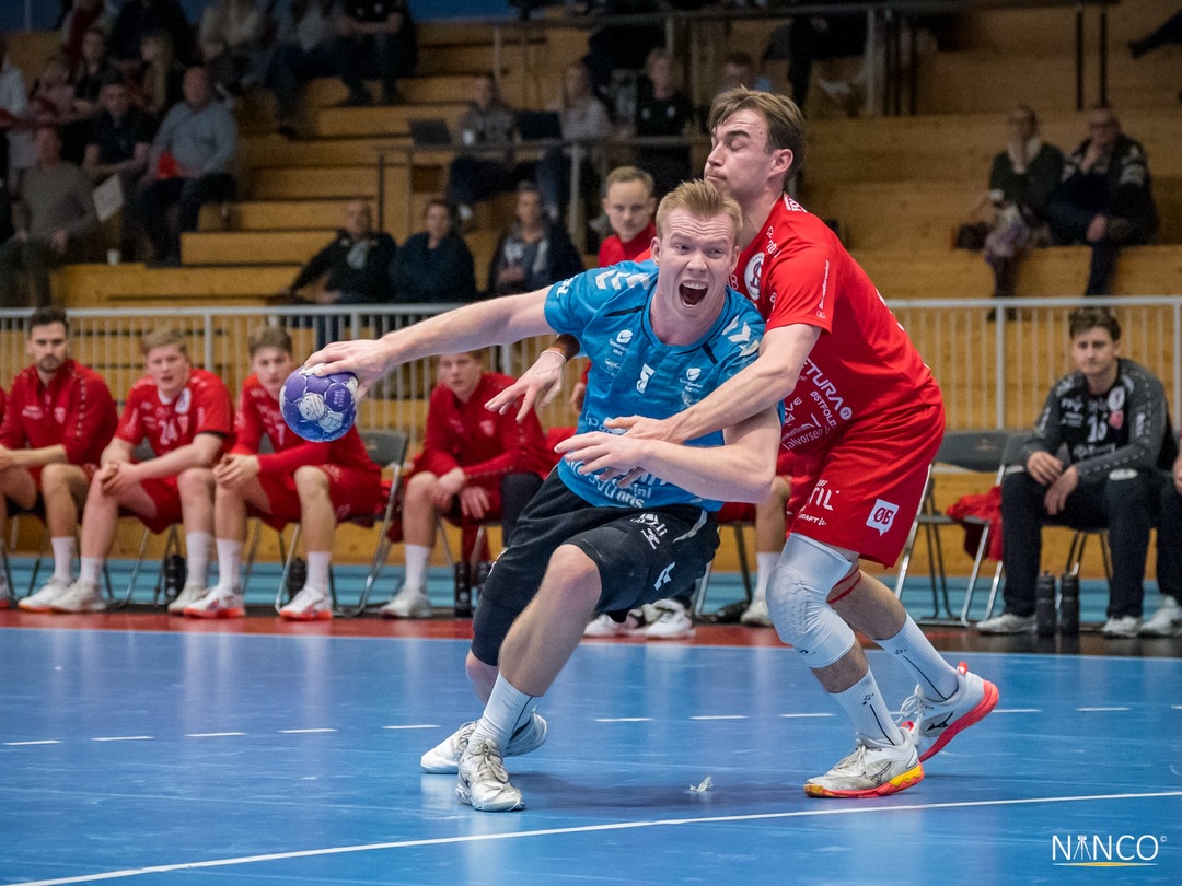 @sandnesherrer - @follohk