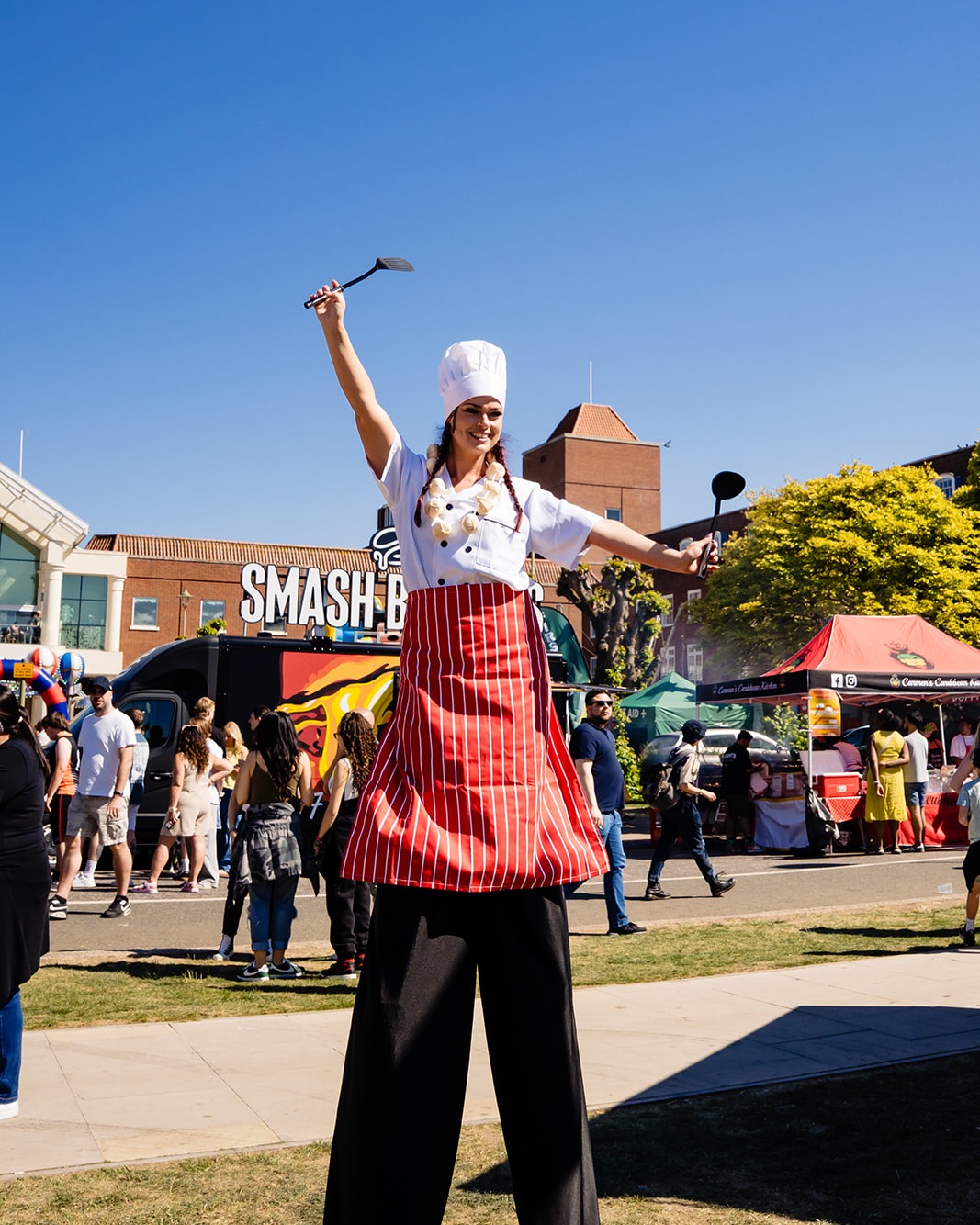 Get ready to take your tastebuds on a global adventure!
From the bold spices of Mexico to the rich traditions of China, the soulful flavours of Zimbabwe to the precision of Japan, and all the way to classic American favourites, our 2026 traders are bringing the world to your plate.
Meet your 2026 World Food Festival Traders: Part 1
Iraqi and Persian - @amanikitchen1
Venezuela - @avilalondon (New)
USA - @chicken_george_jnr (New)
Turkey - @misyawgc
USA - @killa_waffles
Korea - @rokkitchen
Argentina - @elasadouk (New)
Zimbabwe - @heartofafrica.uk (New)
Mediterranean - @graswgc
USA - @thecafe77
Thailand - @lamnamrestaurant (New)
Jamaica - @thejerkhub
Plant based soul food - @yom.uk
France - @la_crepe_franglaise
USA - @killa_waffles
Spain - @churro_boyz
USA - @beatsnbeigels
Japan - @sosolidsando
China - @the_noodleanddumplingbar
Stay up to date with everything happening at the 2026 World Food Festival!
From exciting trader announcements to mouth-watering previews and event highlights, don’t miss a thing.
The World Food Festival is proudly funded by the amazing businesses of Welwyn Garden City town centre
This incredible event is only possible thanks to their continued support, alongside the dedication of us the WGC BID team who bring the event together.
Check out the link in our bio for full event news and information.
#WorldFoodFestival #FoodieEvents #TasteTheWorld #wgcevents