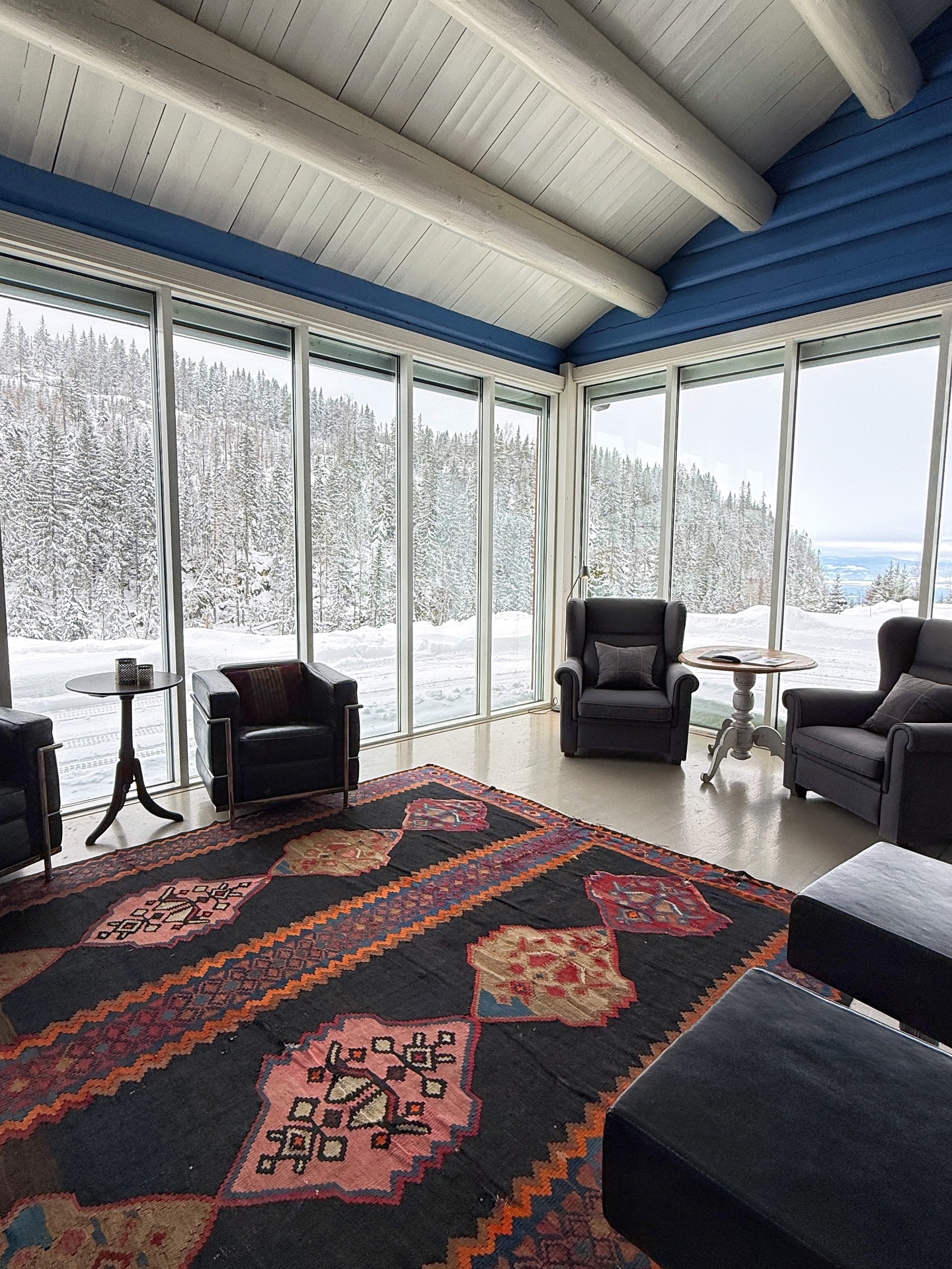 Legg vinterens konferanse til Kleivstua og kombiner profesjonelle fasiliteter med stillhet og natur. En ramme som skaper engasjement og gode resultater.
#kleivstua #kleivstuahotell #møtestedetpåkrokskogen