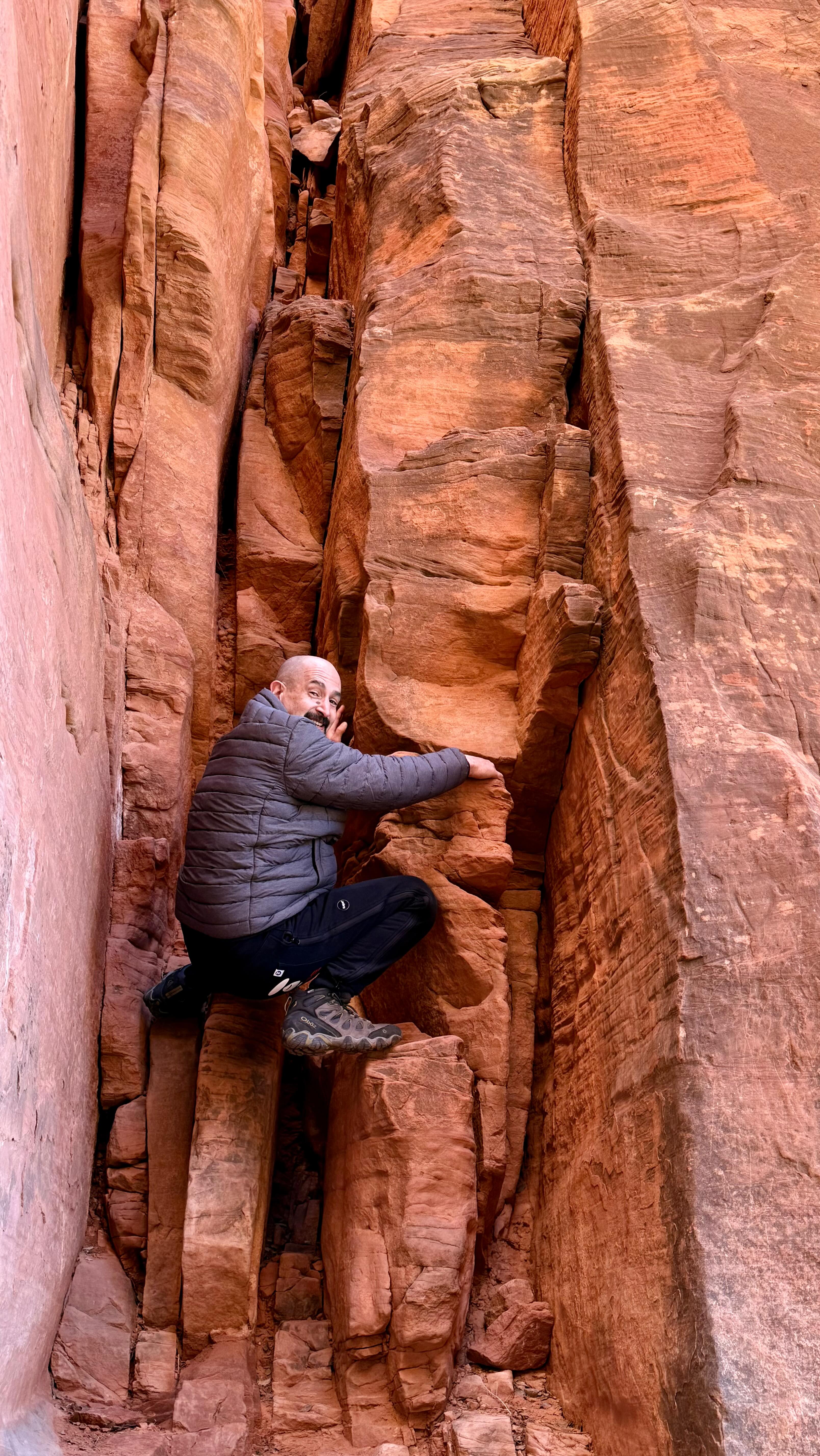 Spent some time hiking in Sedona to hit the reset button, and it feels amazing. My leg, which has been a source of doubt since the accident, is finally showing signs of strength again. This hike reminded me that healing is possible and that itâs okay to take a break and start fresh. After a challenging year, Iâm ready to move forward with a renewed spirit.
