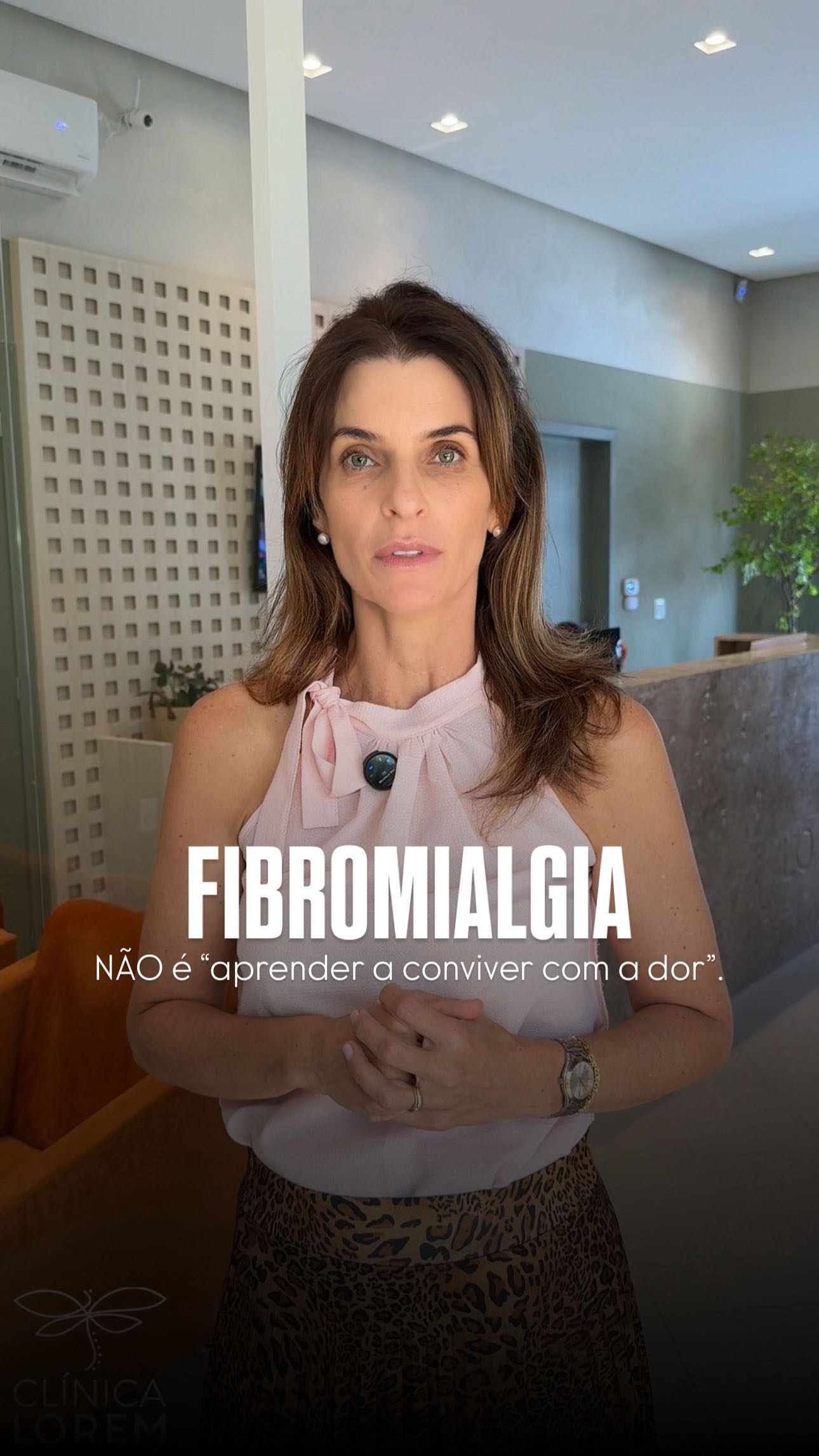 Fibromialgia não é “aprender a conviver com a dor”.
É entender que o tratamento precisa ser multidimensional, humanizado e individualizado. 💜
Com a fisioterapia, é possível melhorar o sono, aumentar a capacidade funcional, ganhar mobilidade e controlar os sintomas de forma gradual e segura.
O nosso objetivo não é apenas bloquear a dor, mas cuidar de você por inteiro com técnicas específicas e acompanhamento contínuo de profissionais que realmente entendem a doença.
Você não precisa enfrentar isso sozinha.
Agende sua avaliação na Clínica Lorem e comece seu cuidado de forma integral. ✨
📲(47) 99193.1511
📍Rua José Eugênio Muller, 1079 - Itajaí