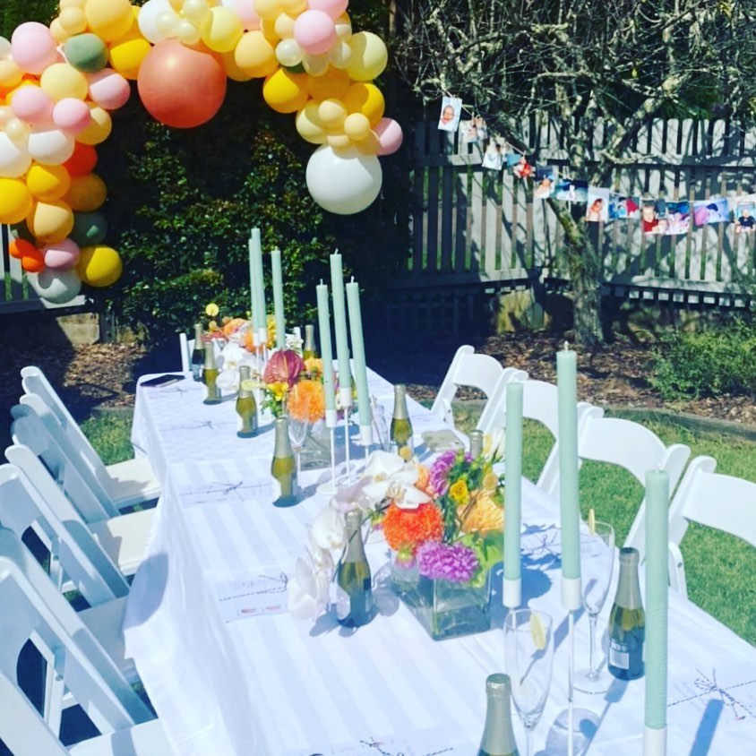 One of our “Grab and Go Garland” for a stunning garden party! #gardenparty #hensparty #kitchentea #babyshower #partydecorations #balloongarland #balloondecor #centralcoastnsw #birthdayparty #balloons #summercolors #springparty #autumnvibes