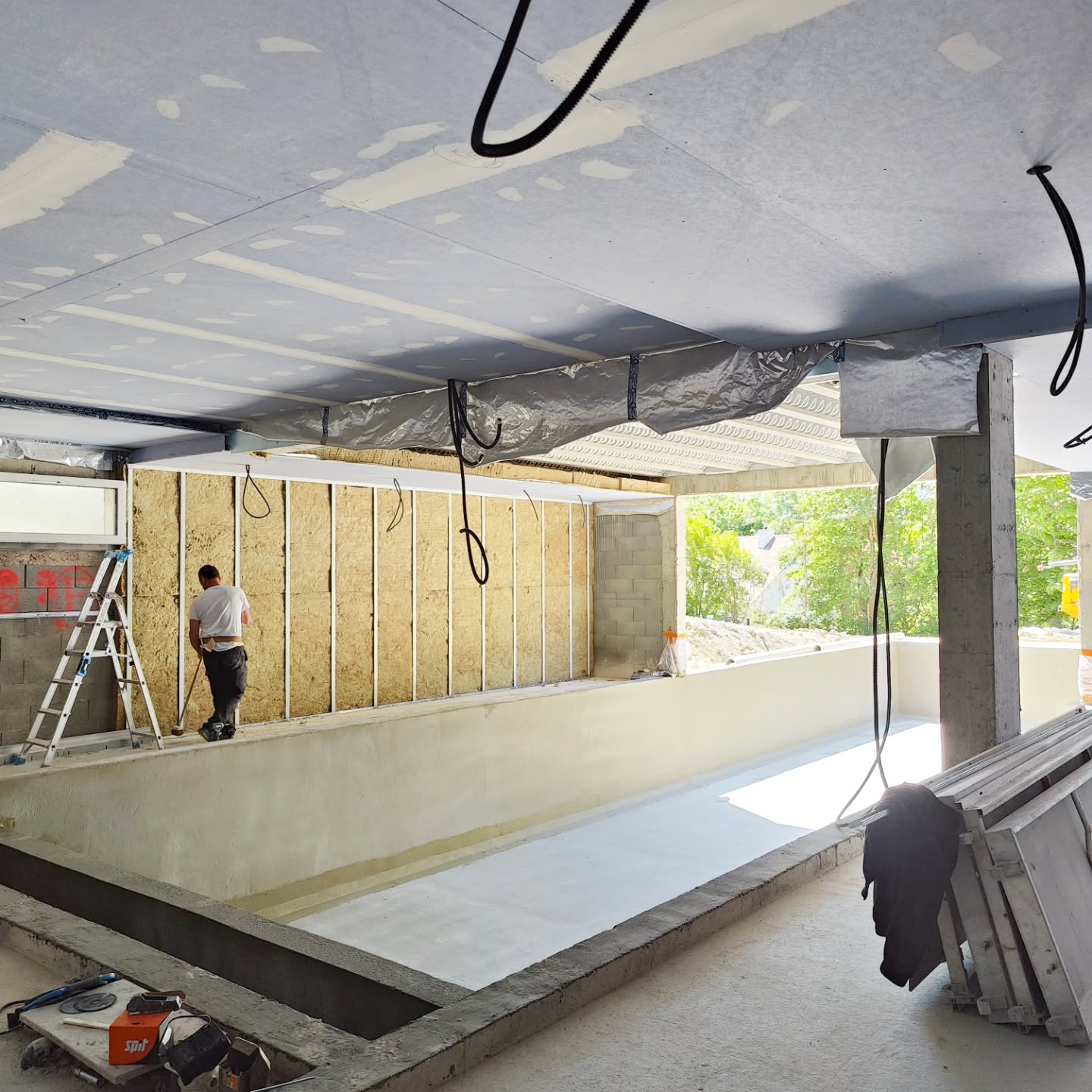 Suite du reportage photos du projet Maison Normande.
#architecteinterieur #normandie #designerinterior #chantier #travaux