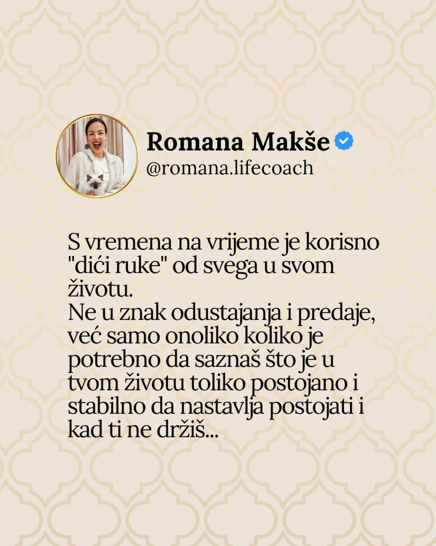 Što kada bi na tjedan dana prestala "održavati balans"?
Ne iz ljutnje, umora ili inata prema drugima...ništa od toga!
Govorim o onom unutarnjem dogovoru Tebe i Tebe.
Da dobiješ priliku dublje osvijestiti i razumijeti svoje odnose.
Što kada bi prestala prva zvati?
Prestala prva zaglađivati?
Prestala prva motivirati, organizirati, inicirati, podsjećati, spašavati, popravljati atmosferu, držati ton, držati ritam, držati SVE?
Što kada bi uzela mali predah od održavanja stabilnosti odnosa?
Od održavanja uspješnosti projekta?
Od održavanja mira u kući?
Od održavanja slike o sebi?
Bi li druga strana nastavila?
Bi li odnos živio i bez tvog stalnog oživljavanja?
Bi li projekt imao vlastitu strukturu?
Bi li posao imao sustav koji funkcionira i bez tebe?
Bi li navika imala stvarni temelj?
Ili bi se sve urušilo istog trena kada ti makneš ruke ili čak samo ~ svoju emociju i pažnju?!
Ovo nije test ljubavi već test ravnoteže.
Jer žena koja se daje 100% zaslužuje znati gdje je to 100% uzvraćeno energijom, poštovanjem, inicijativom i prisutnošću.
Sve ostalo nije povezanost.
To je jednostrano održavanje. Kao domar.
Možda nije vrijeme da odeš, prekineš, daš otkaz...
Možda je samo vrijeme da se povučeš pola koraka i pogledaš što je zaista stabilno, a što stoji isključivo na tvojoj snazi, leđima, mišićima, nervnom sistemu.
Jer tvoja energija nije beskonačan resurs za tuđe kompenzacije.
Ako bi se nešto raspalo bez tebe, to znači da nikada nije bilo sigurno.
A ti si žena koja gradi sigurno.
Uzmi predah.
Promatraj.
I pusti realnost da se same pokaže. Da istina izađe na vidjelo.
To je zrelost.
To je samopoštovanje.
To je moć. 🌹