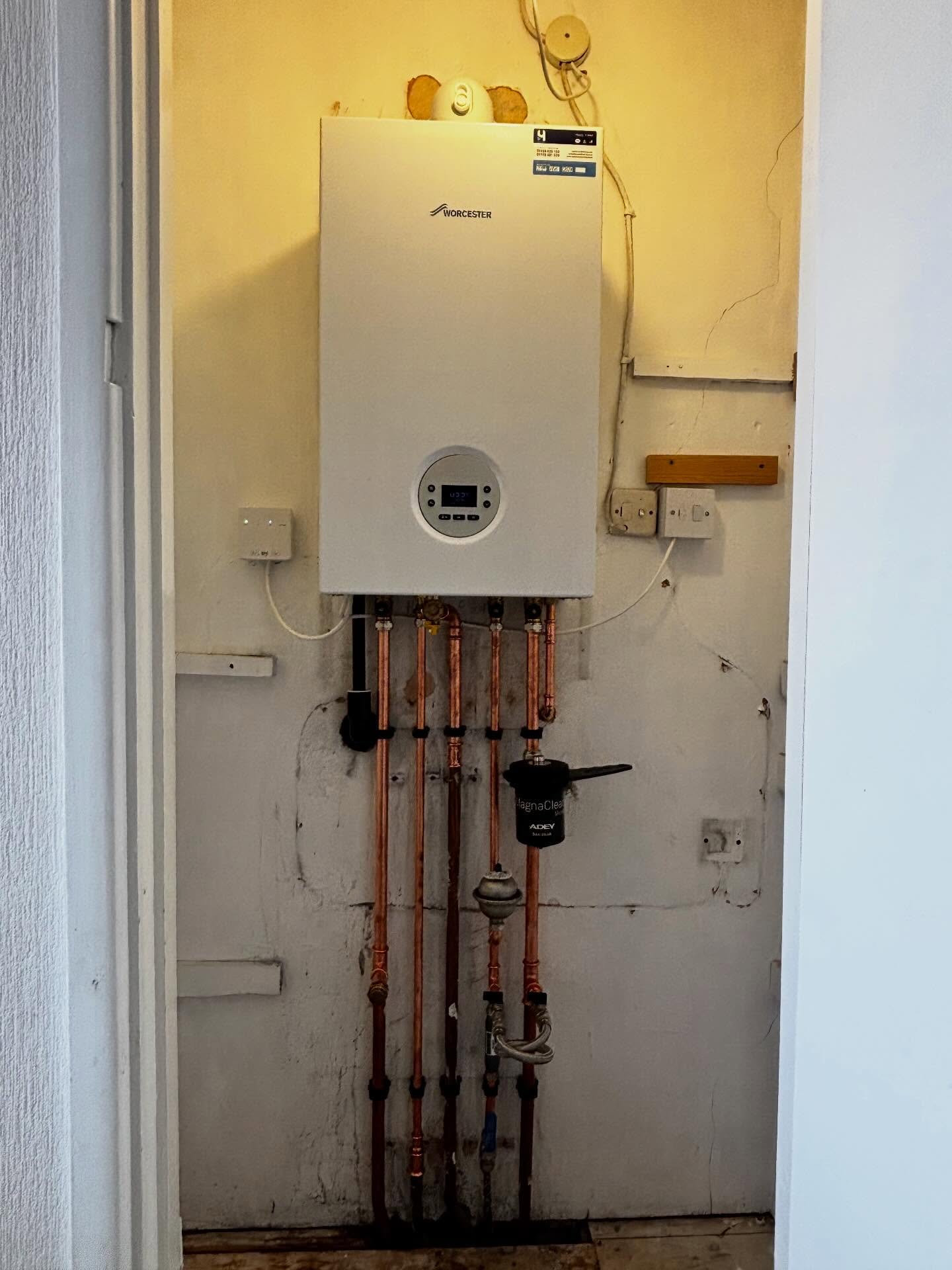 New Worcester 1000 boiler installed. #boiler #worcester #worcesterboilers #heating