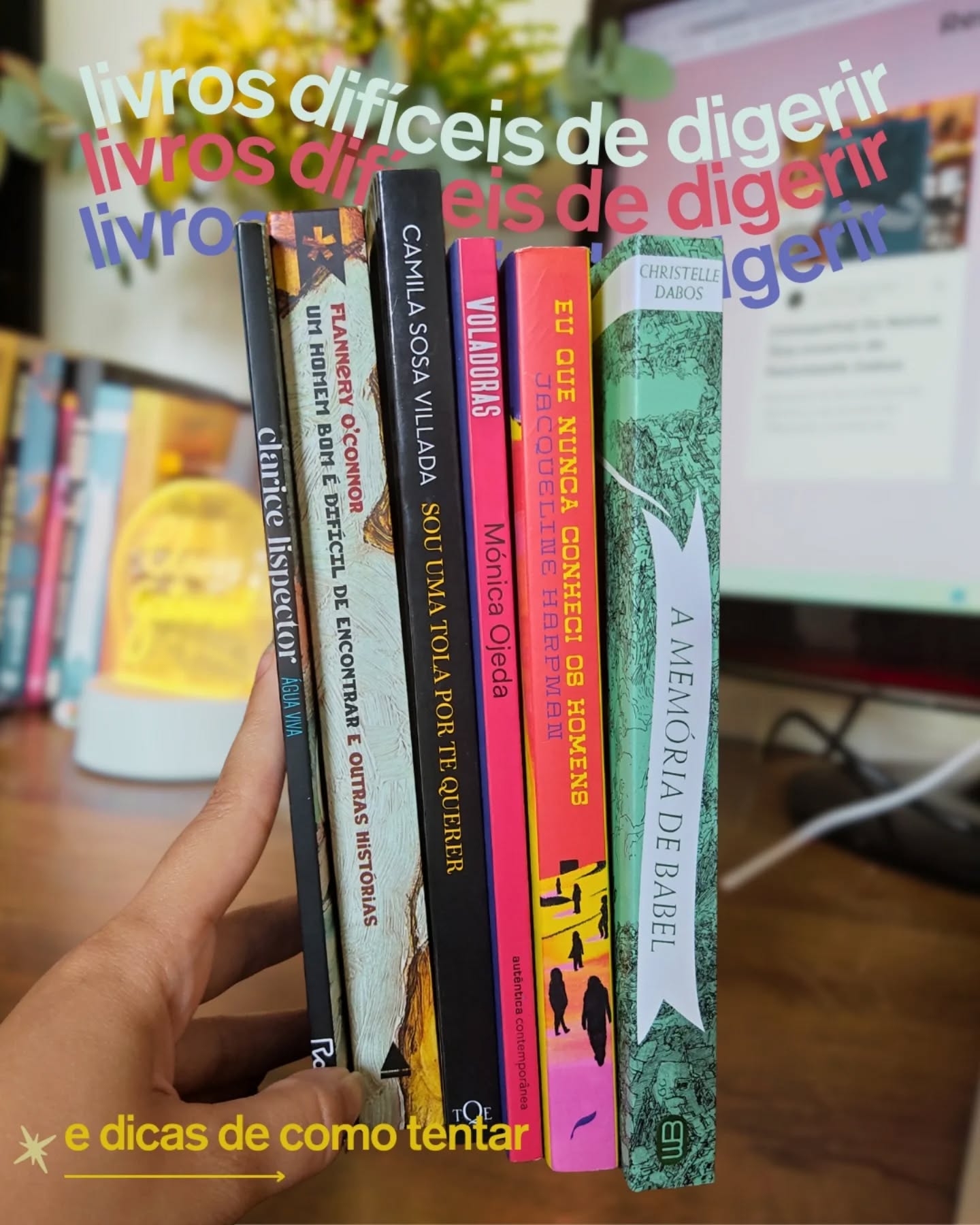 Um livro pode ser difícil de digerir quando ele resiste à lógica do consumo rápido. Isto é, não entrega enredo linear, não organiza moralmente seus conflitos, nem tenta explicar seus próprios silêncios. Ele exige tempo porque desloca expectativas tradicionais de leitura, frustra a busca por respostas claras, desloca a linguagempara figuras abstratas, ou até cria sua própria linguagem, desmonta referências estáveis, vira o que já pensamos conhecer de cabeça para baixo. Além disso, às vezes, a dificuldade está na forma, seja na fragmentação, no fluxo de consciência, ou na ambiguidade estrutural. Por vezes também está no conteúdo, na violência, no vazio, na contradição ética, na ausência de catarse. Em ambos os casos, o leitor é convocado não a “entender” imediatamente, mas a sustentar a fricção.
Nesses casos, a melhor postura não é tentar engolir o texto inteiro de uma vez, mas ruminar. Ler devagar. Voltar. Marcar trechos que incomodam. Aceitar que nem tudo precisa fazer sentido na primeira passagem. Alguns livros pedem intervalo entre capítulos; pedem silêncio depois de certas páginas. Ruminá-los significa permitir que o pensamento continue trabalhando mesmo fora da leitura, como se a experiência precisasse de digestão interna antes de se tornar compreensão. Certas obras demandam apenas serem sentidas, não entendidas. Às vezes certas obras demandam uma maturidade que não temos quando elas são colocadas no nosso caminho. Em alguns casos, é necessário reler tudo para fazer algum sentido. Livros difíceis de digerir são os melhores, porque se infiltram por debaixo da pele e nos marcam para sempre.