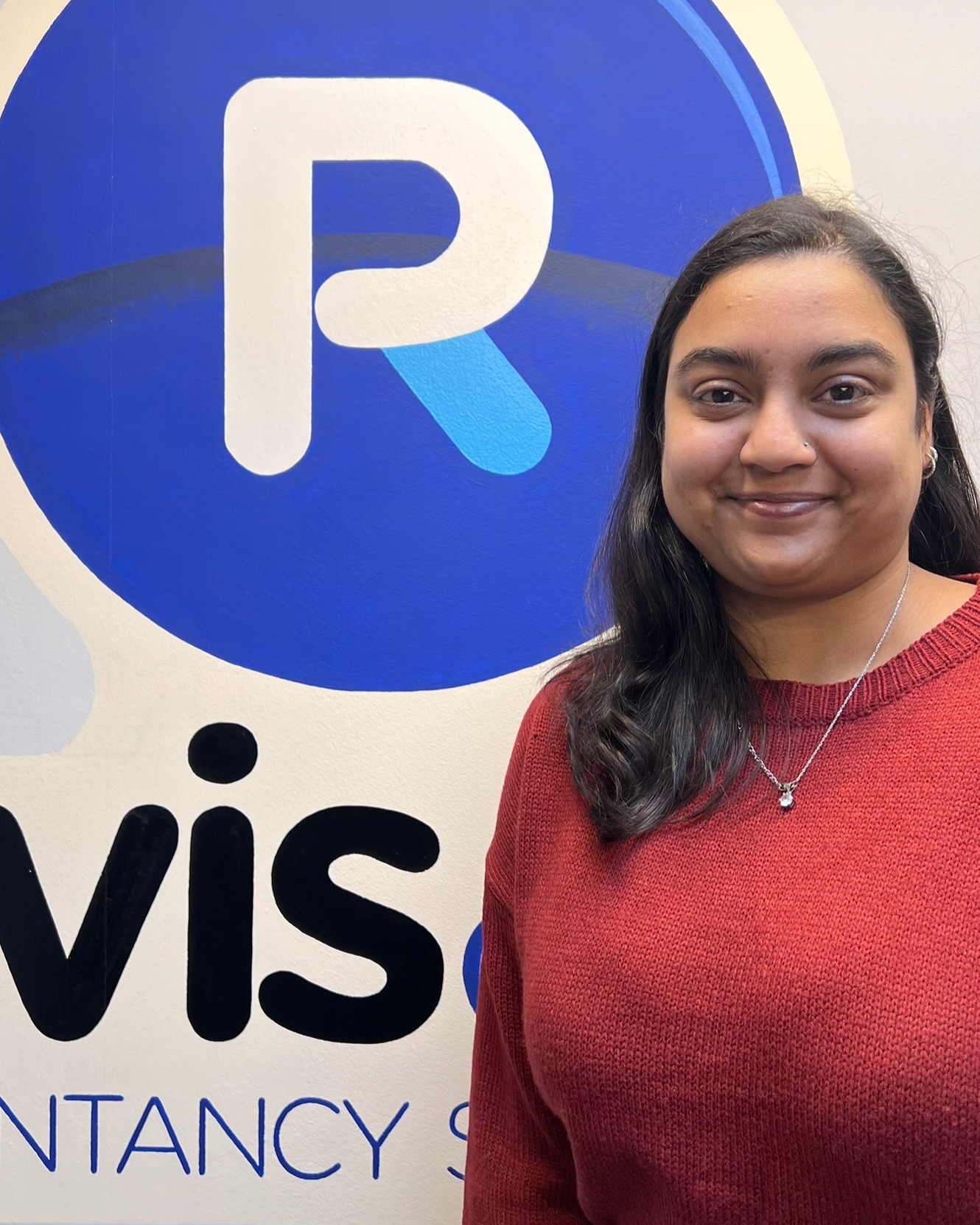 A warm welcome to the newest member of our team, Chandni!👋
She’s joined our team with 10+ years of industry experience, so she really understands how businesses run day-to-day. From bookkeeping and VAT returns to keeping financial records accurate and on track, she’s here to help make sure everything runs smoothly!
Chandni is currently part-qualified with the Association of Chartered Certified Accountants (ACCA) and continues to build on her technical knowledge alongside her hands-on experience.
We’re so pleased to have her on board, our clients are in great hands! ✨