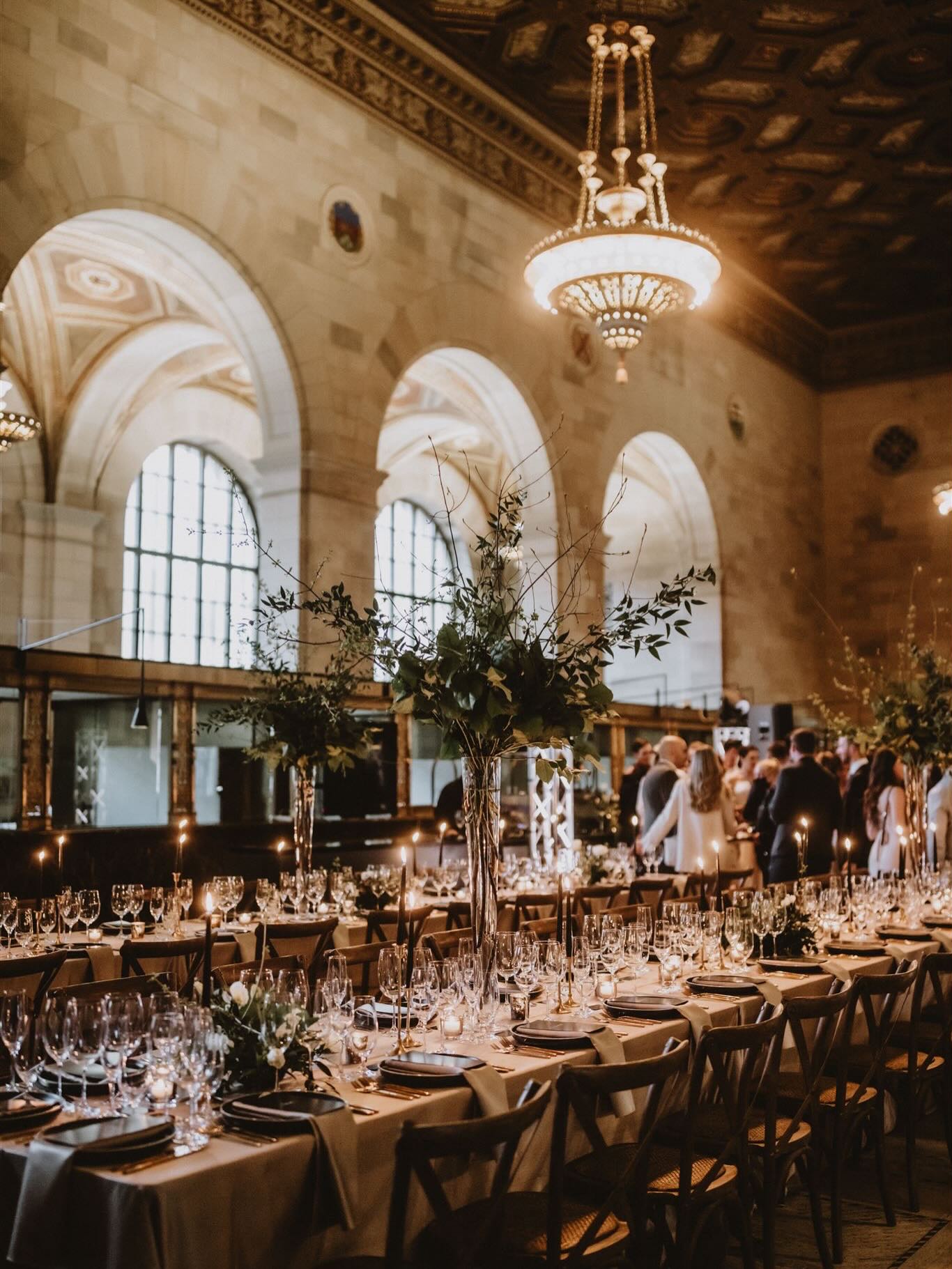 Elo + Phil 🖤
Crew Collective & Cafe
Photographe @brentcalis
Lieu @crewcollectivecafe
Fleuriste @oxide_design_floral
Location @groupeabp & @tenuedesoiree_
Traiteur @oliveorange_mtl