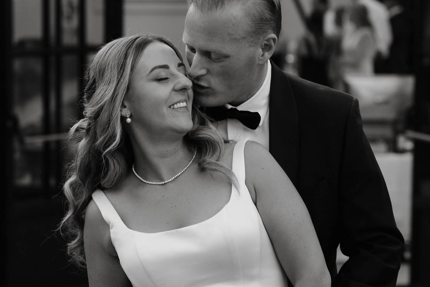 Closing this beautiful chapter with a heart full of memories. Reflecting on this stunning wedding day, a timeless celebration of love that I was honored to plan and coordinate. Still swooning over every black and white detail.
Credit @jakobresch.studio
#InternationalWeddingPlanner #ViennaWeddingPlanner #DestinationWeddingAustria #LuxuryWeddingPlanner #BlackAndWhiteWedding #WeddingInspiration #TimelessLove #WeddingPlannerAustria #EuropeanDestinationWedding #ExclusiveEvents