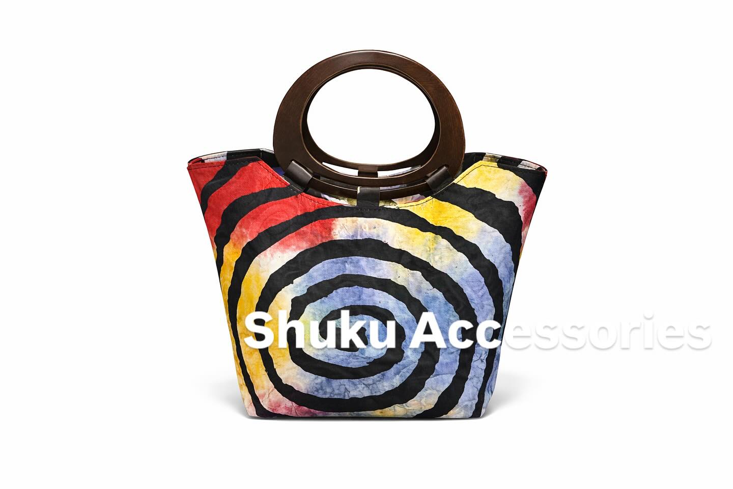 I am happy to announce that #shukuaccessories will be at the @roundtopantiquestexas show. We will be sharing a booth with @Offilies a Nigerian Artist.
Please visit our booth @thearborsroundtop
. The Include dates are : March 13–28 | 9:00 to 5pm.
#roundtoptexas #houstontxblack