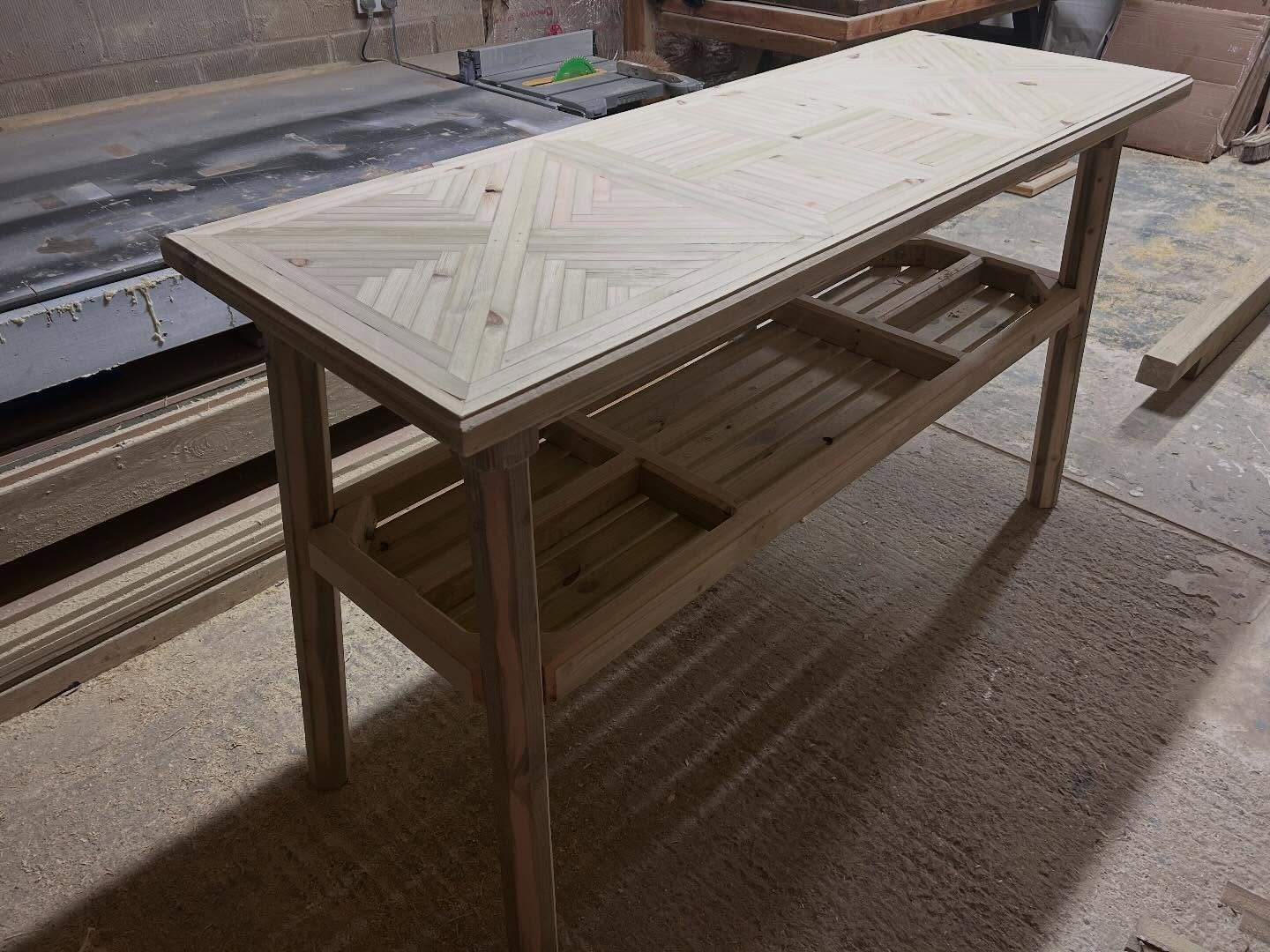 Sneak preview of my tall bar table design in its raw form before it’s completed sanded down, stained and legs sprayed!!