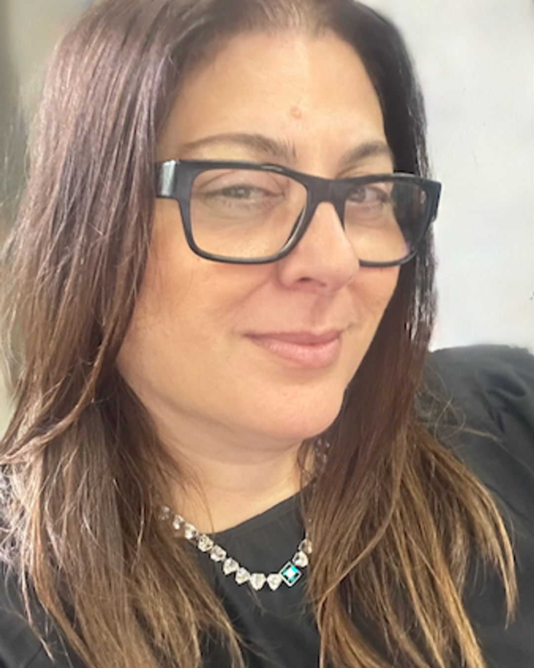 If you are new to this account, let me introduce myself. Hi, I’m Sonya — the creative director of Sonya.Love.Creative. I make every self-adhesive wax seal with ceremony and much joy. Yep, it's just me!
I love the art of stamping wax seals and only use the hand poured method for the best results. I choose materials that look luxe but arrive ready to use, so you can add a beautiful finishing touch without the fuss.
Whether you’re a wedding creative or gifting for someone special, these seals save time and elevate every envelope, gift or project!
Watch my videos to see my process and why pre-made modern wax seals works so well for your celebrations. Link in bio ✨💌🎥 #weddingstyling #giftwrapinspo #handcrafted #sonyalovecreative #australianmade #weddingdetails #stationerylove #sealingwithstyle