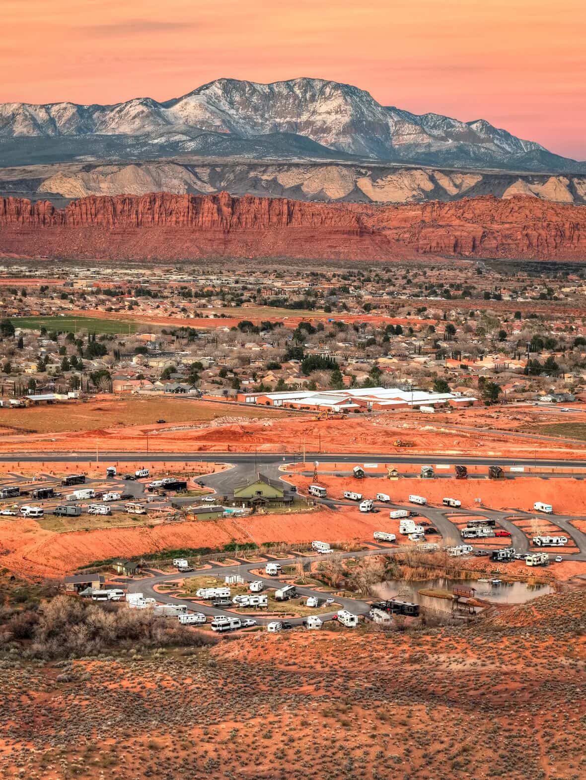 With a light dusting of snow on Pine Valley Mountain and those soft pink winter sunsets, the views truly don’t get better than this. Quiet mornings, golden evenings, and wide-open skies — this is why we love it here.
📸: @jrushphotos
#HiddenSpringsRVResort #WinterInUtah #RVLifeViews
