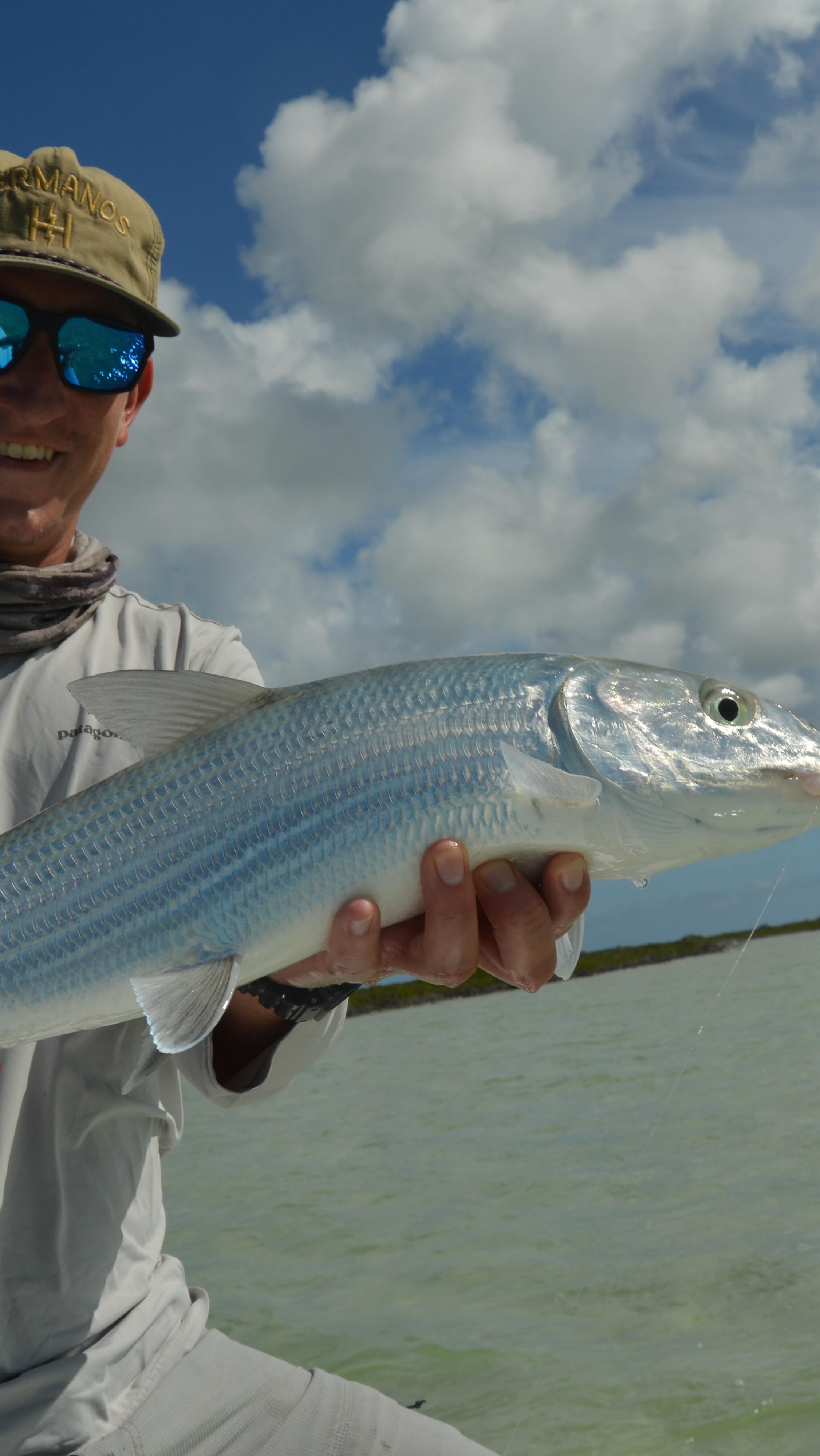We came, we saw, we Caicos-ed. 🏴☠️
~
#bonefishonfly #flyfishing #thehatchoutfitters #hatchout
@lake.wheeler @blakelyepperson @gus_farmer @jrod88_ @troutland_usa @flyway_media