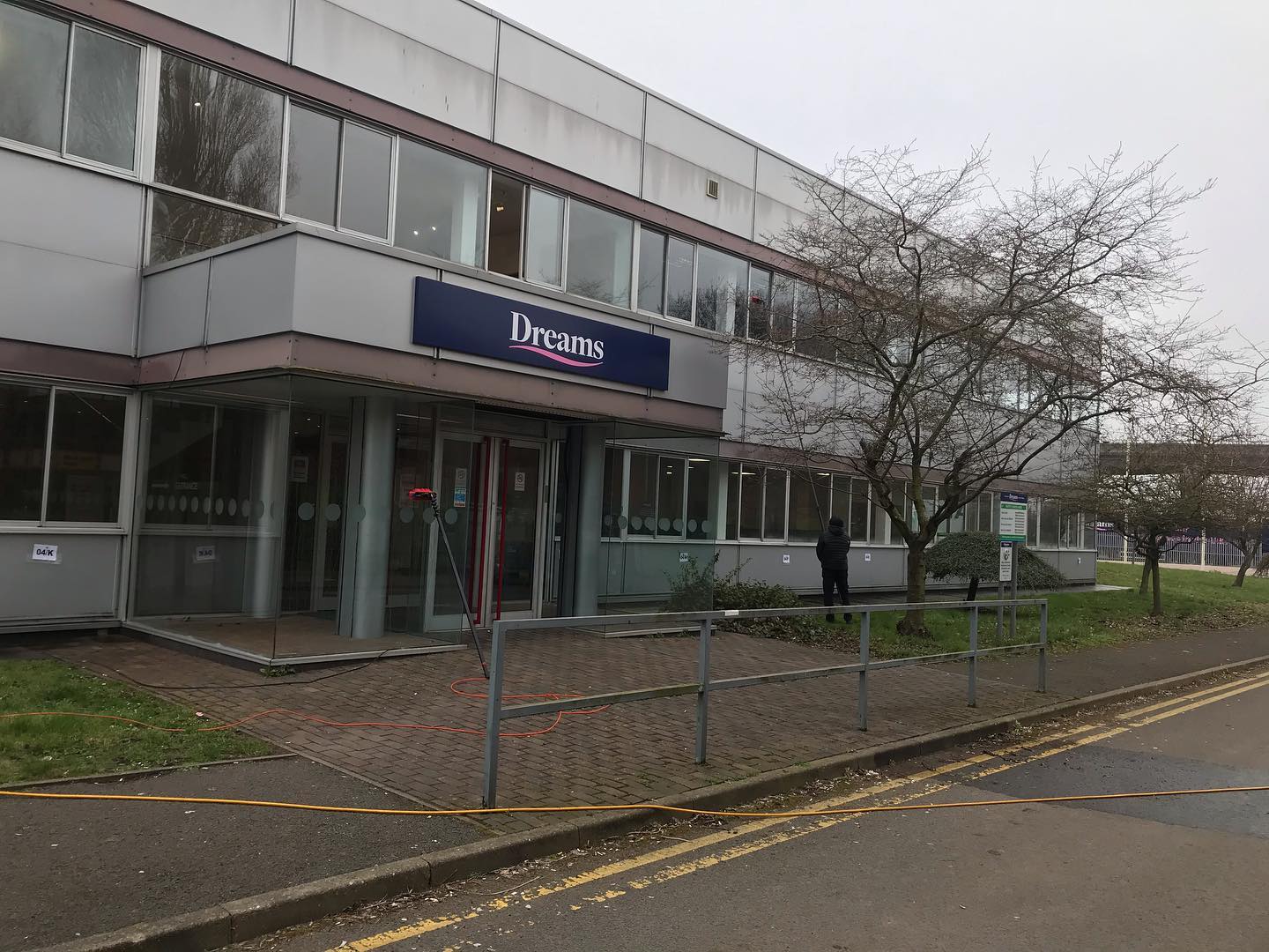 We have contracts with big businesses.. and small businesses..
Feel free to get in touch today for your commercial window cleaning needs✨
⭐️Professional ⭐️Quality ⭐️ Reliable ⭐️
✨Over 10 Years Experience✨
🏡Residential + Commercial 🏢
🌏 www.adam-bartlett.co.uk
📧 info@adam-bartlett.co.uk
📞 07760713218
#windowcleaners #windowcleaning #commercial #residential #birmingham #walsall #birminghamlife #walsalllife #walsallwindowcleaner #birminghamwindowcleaner #shoplocal #supportsmallbusiness #supportlocal #businesstobusiness