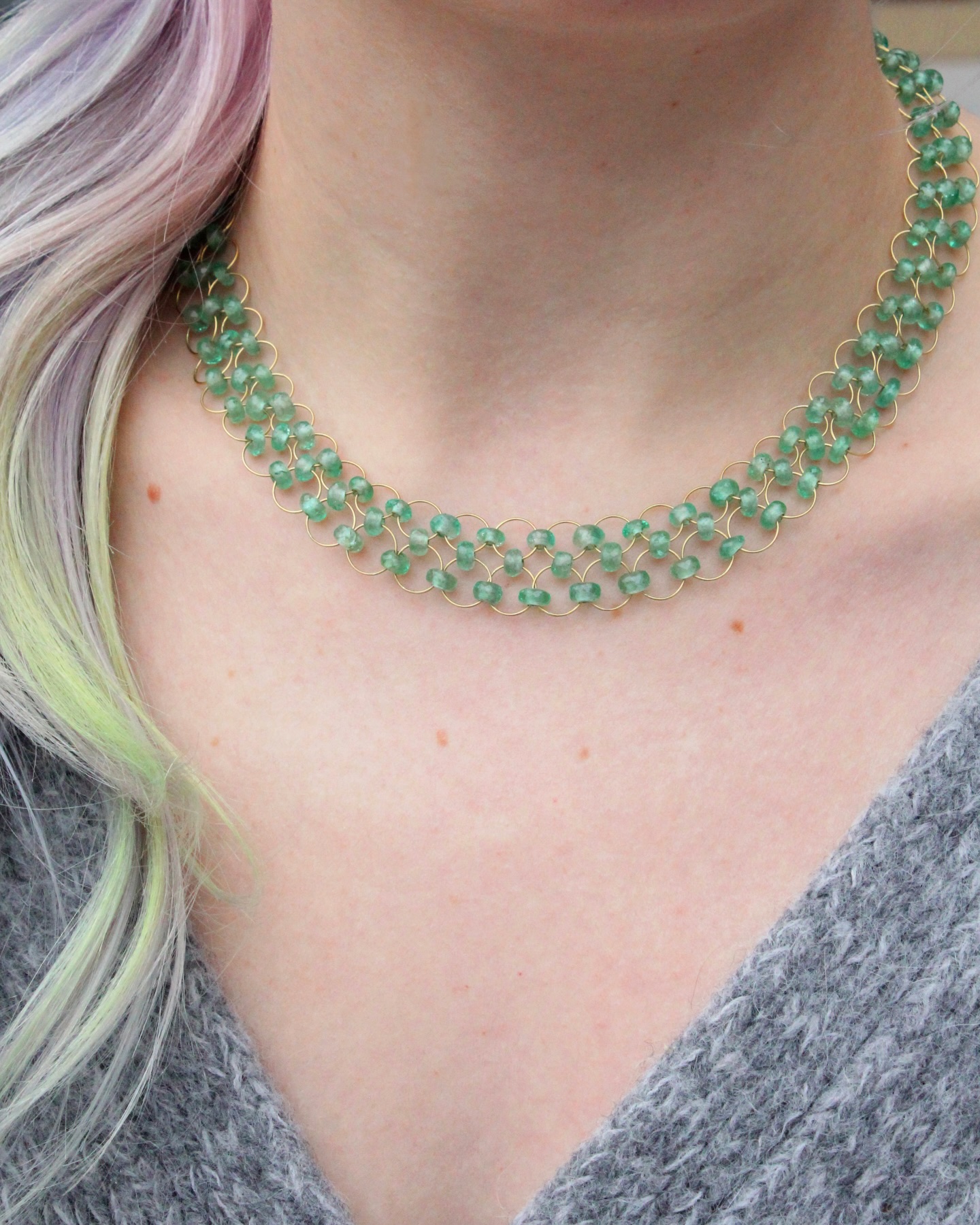 A big, beautiful, emerald necklace never hurt a gal, you know? 😉🙂✨ This stunner and many more, a part of our newest collection of work by @mallarymarks !
#jotd #futureheirlooms #emerald #statementjewelry #oneofakind