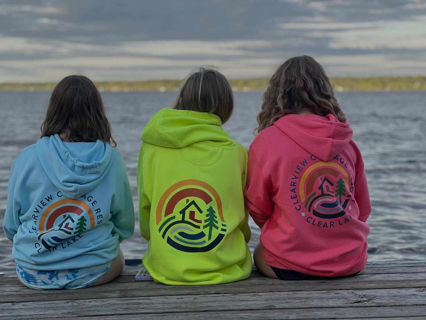 Looking at a cottage break this year? We still have some availability, come join the fun! #nowordsjustmemories #clearviewcottageresort #familytime #cottageontario