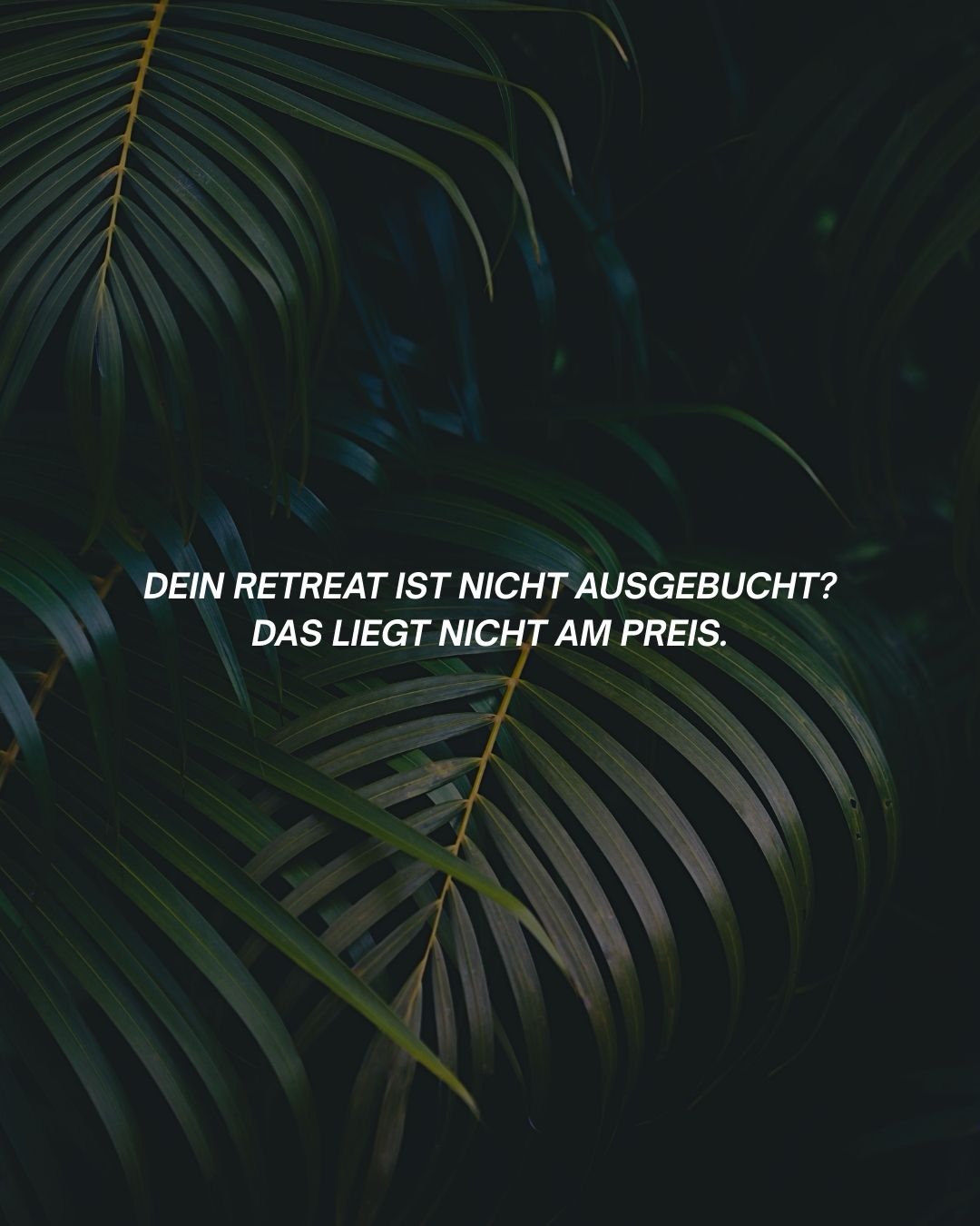 Dein Retreat ist nicht ausgebucht?
Dann liegt das wahrscheinlich nicht am Preis.
Viele Retreat Hosts posten:
• schöne Locations
• Yoga-Sessions
• Sonnenuntergänge
• Healthy Food
Aber online bleibt eine entscheidende Frage offen:
👉 Warum sollte ich mit DIR dort sein?
Menschen buchen kein Retreat wegen der Villa, dem Strand oder den Palmen.
Sie buchen Vertrauen.
Sie buchen Transformation.
Sie buchen dich.
Ein Retreat wird nicht ausgebucht durch:
❌ schöne Bilder
❌ tägliche Posts
❌ Rabatte
Sondern durch:
✔ klare Zielgruppe
✔ klare Botschaft
✔ strategischen Content
✔ Vertrauen über Zeit
Genau dafür habe ich einen Guide erstellt.
Damit du prüfen kannst, ob du Social Media strategisch nutzt oder einfach nur postest.
Kommentiere „Retreat“ oder schick mir eine DM mit „Retreat“ und stelle damit sicher, dass dein Retreat durch Social Media gebucht wird.
Denn ein ausgebuchtes Retreat
ist kein Zufall.
Es ist eine Strategie.