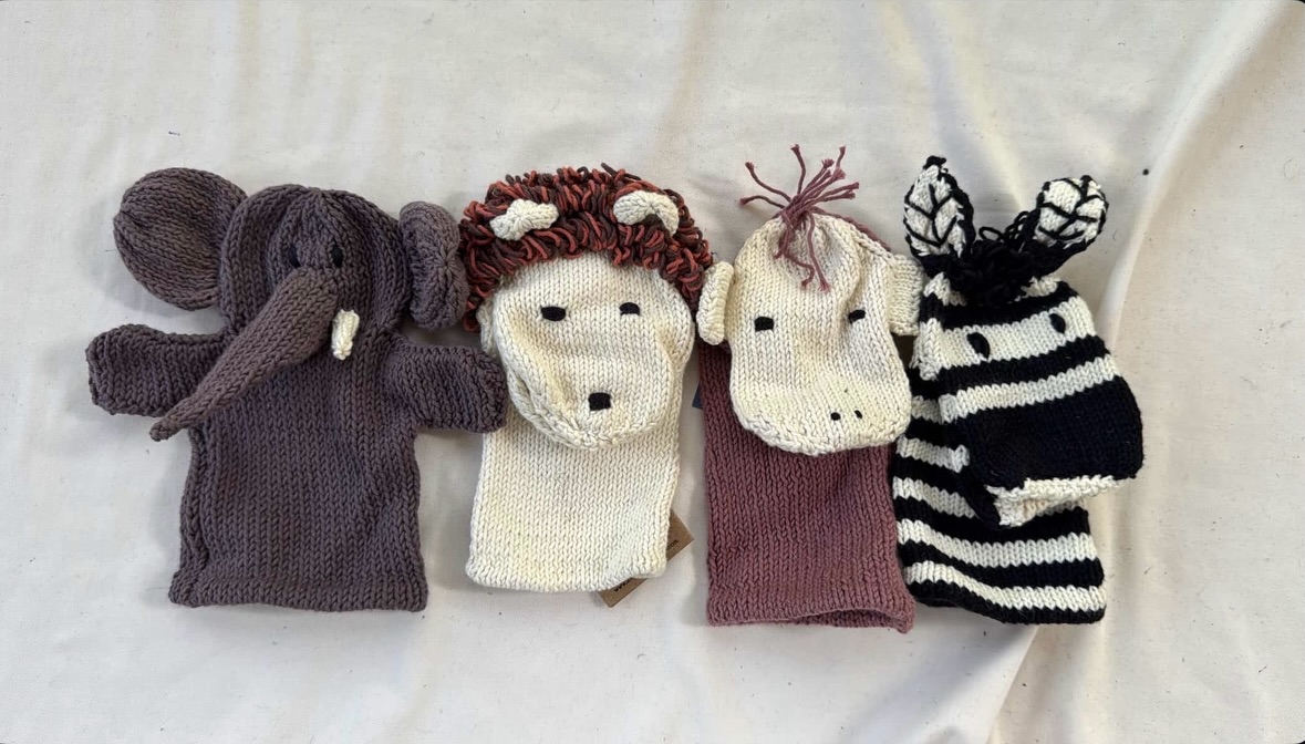 For World Wildlife Day 🐾 why not tell stories about your favourite wild animals with our gorgeous hand knit glove puppets 🐘🦓🐒
#KenanaKnitters #HandmadeWithLove #MadeInKenya #FairTrade #artisan
Womens Empowerment 🤍 Handmade Gifts 🤍 Kenyan Made