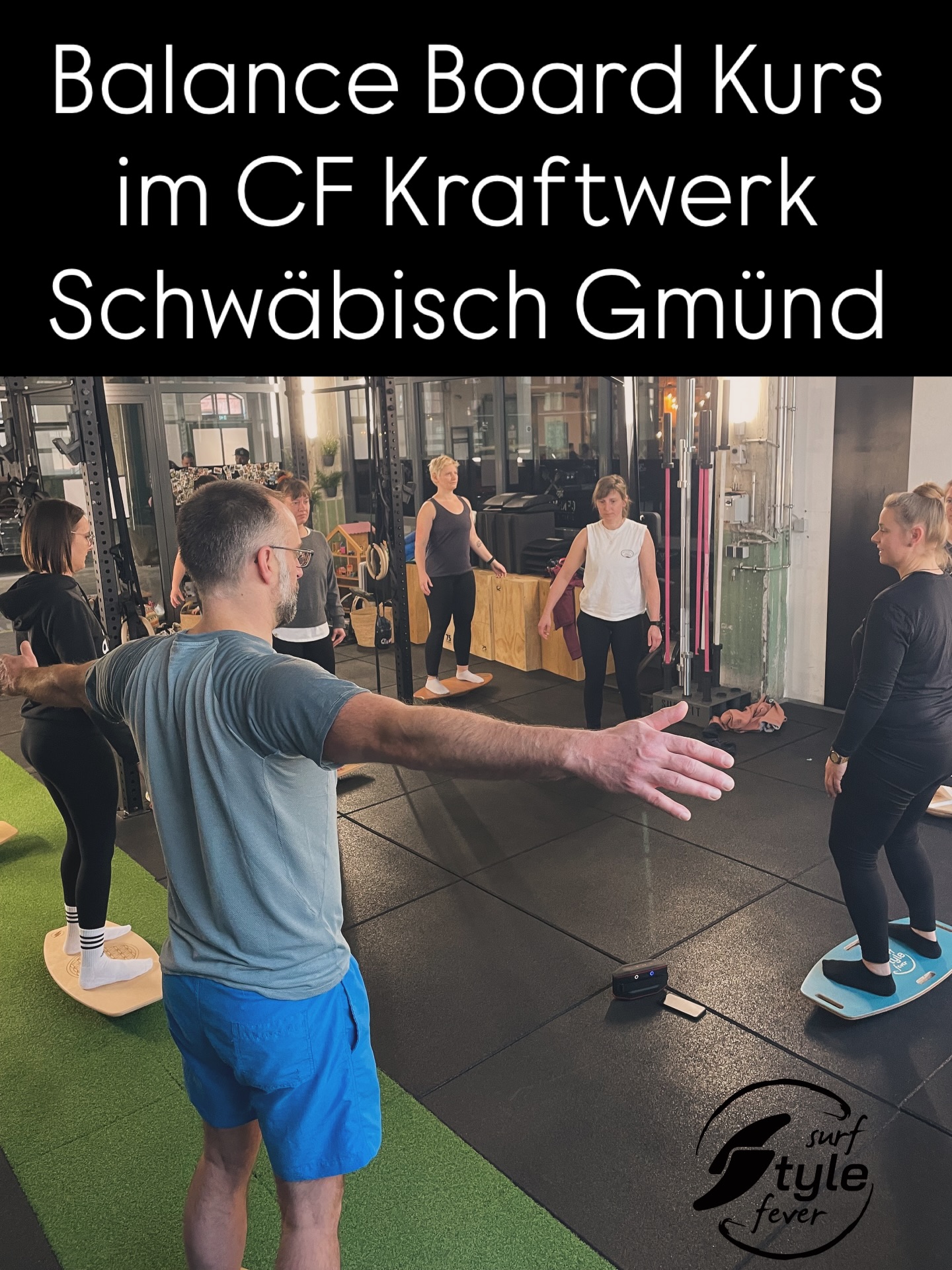 Du willst dich sicherer bewegen, deine Stabilität verbessern und deinem Körper etwas richtig Gutes tun?
Dann komm zu einem kostenlosen Balance Board Schnuppertraining nach #schwaebischgmuend und erlebe selbst, wie effektiv und gleichzeitig spaßig Training auf dem Board sein kann.
Beim Training auf dem #balanceboard arbeitet dein ganzer Körper. Besonders deine #tiefenmuskulatur wird aktiviert. Genau diese Muskeln sorgen für Stabilität, Koordination und eine gute Körperhaltung.
Du trainierst dabei gezielt:
• die Stabilität von Knie und Sprunggelenk
• deinen Beckenboden
• Bauch und Rücken
• Gleichgewicht und Koordination
• deine Core- und Tiefenmuskulatur
Schon nach kurzer Zeit spürst du, wie dein Körper arbeitet, deine Konzentration steigt und du immer mehr Gefühl für Balance und Körperspannung entwickelst.
Was dich erwartet
• effektives Ganzkörpertraining
• mehr Stabilität im Alltag und beim Sport
• Training in lockerer und motivierender Atmosphäre
• geeignet für Einsteiger und Sportliche
Du brauchst keine Vorkenntnisse. Jeder kann mitmachen.
Balance Board #kurs
Donnerstag 18 bis 19 Uhr
CF Kraftwerk Schwäbisch Gmünd
Einstieg jederzeit möglich
Anmeldung per Mail an
info@surfstylefever.de
#balanceboardkurs
Wer ist morgen mit dabei?