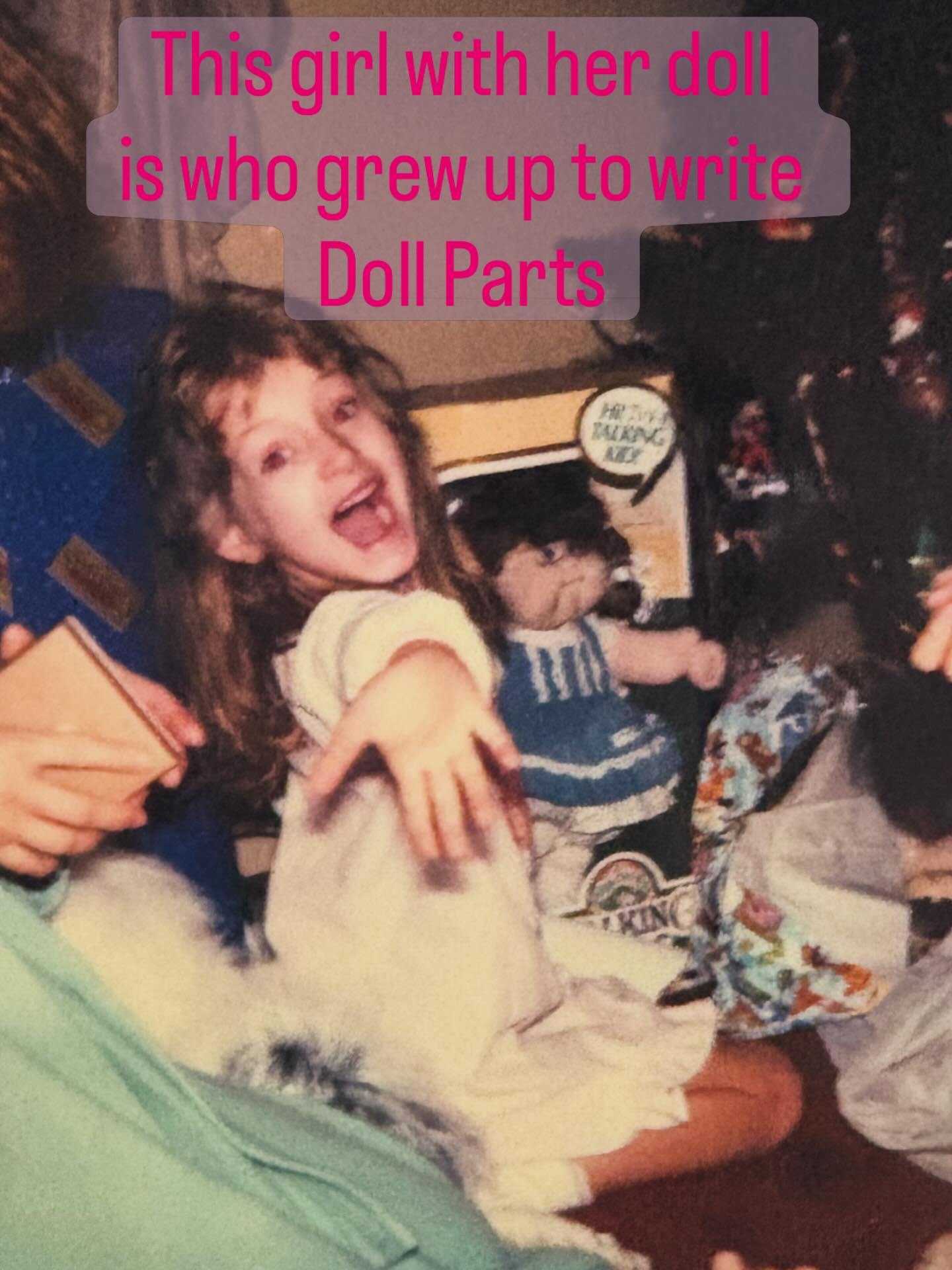 Never early to a trend, here is the doll and the Doll Parts.
Happy Friday, friends! 🩷🤓🖤
#dollparts #sourcebookslandmark #writingcommunity #debutnovel #writerslife