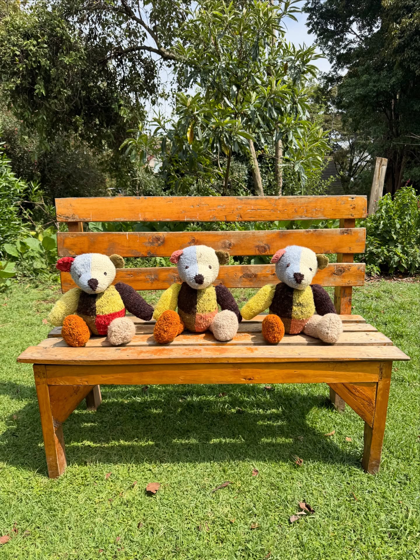 Harlequin Bears 🧸 Drying Out by Sun ☀️
#KenanaKnitters #HandmadeWithLove #MadeInKenya #FairTrade #artisan
Womens Empowerment 🤍 Handmade Gifts 🤍 Kenyan Made