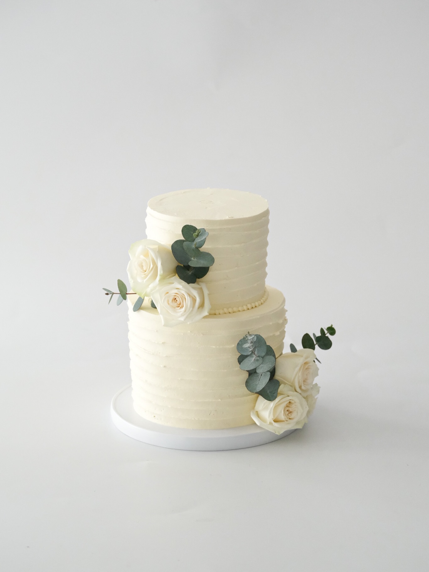 Wedding Vibes 💒
Everytime I get to make a wedding cake I feel extremely privileged to be apart of someone’s special day 🥰🎂