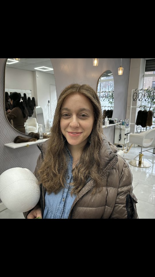 When a client spots her dream wig from the corner of her eye, she knows she cant leave without it. 🤍