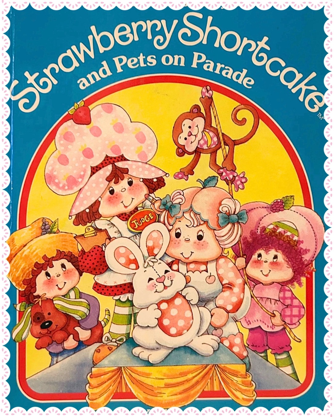 🔓 To celebrate this #MondayMemory we're sharing a timeless treat from #TheBerryverseVault...the adorable Strawberry Shortcake books! 🍓
Which ones did you have growing up? xx
#BerryVerseVault #StrawberryShortcake #MondayMemory