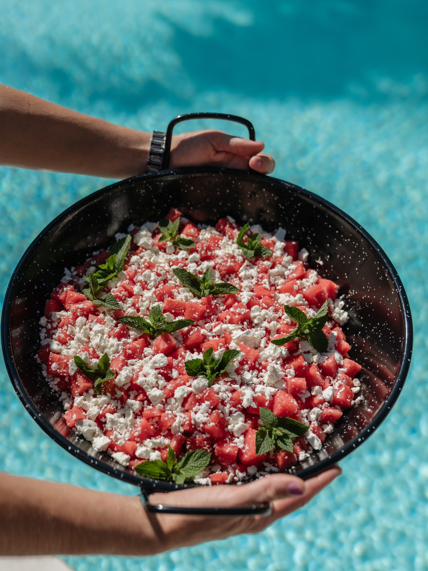 Events done properly 🥂
Good food, seamless service and an atmosphere where everything feels just right.
At Dani’s Catering, we focus on the details that turn a gathering into a beautiful experience ✨💐 @balloonmanspain @marbellacocktailstudio 🙌💯
Let’s plan your next event.
📞 +34 602 687 187
📧 Dani@daniscatering.es
#DanisCatering #LuxuryEvents