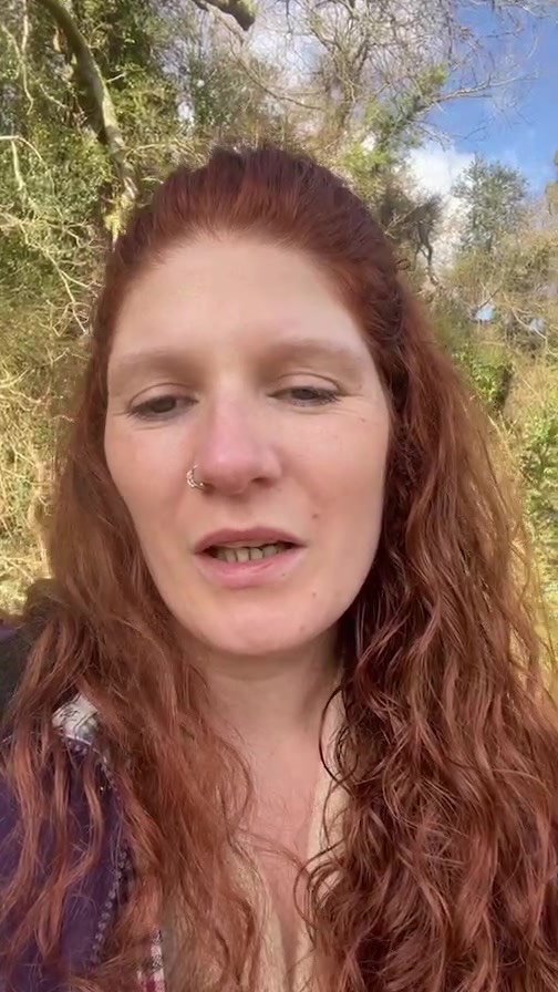 We are not alone 🤍
It’s time sisters to gather 🥰
We are soo blessed to be bringing over Yael Deckelbaum & meets Eilabouni to share their stories and their ways of bringing peace to the world.
We can only do this together 🤗
Yes we are still in the depths of winter, although spring is springing today in the south west ☀️
There’s depth within this time that I welcome into this space, so that we can celebrate all of our seasons and all of our beauty 🥰
With Love
Lucy xxx
#musingsfrommthearttoyours
#medicinewoman #dreaminginamorepeacefulworld #gratitude
