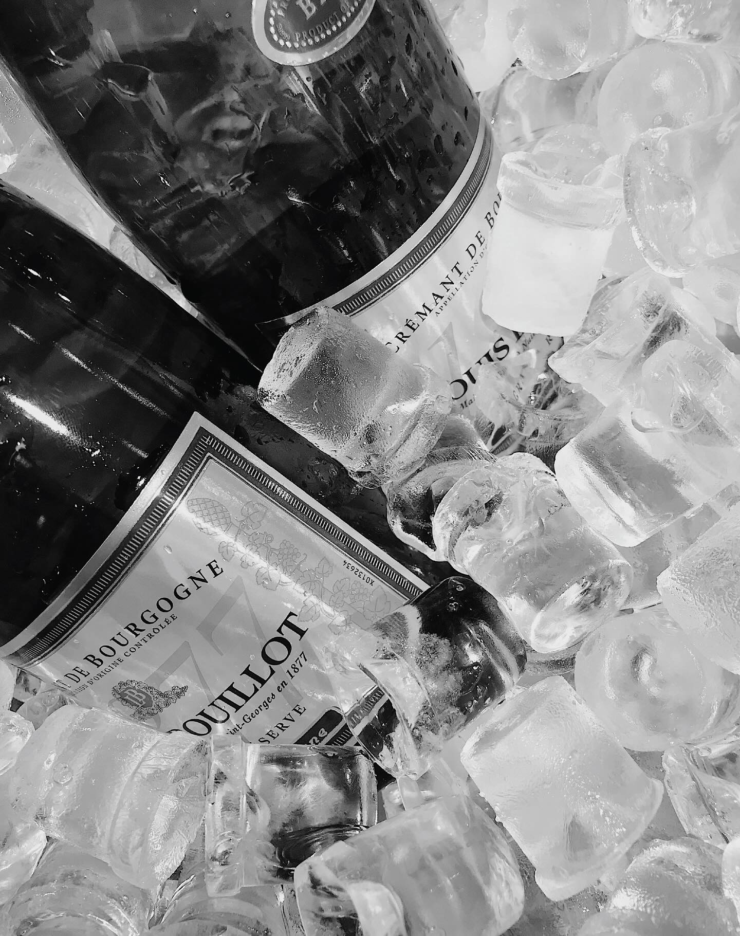 There is something really special about having the house to yourselves.
.
Exclusive hire allows you to gather without interruption, whether for a milestone birthday, a family celebration, an engagement party, or simply just a long-overdue reunion with family and friends.
.
We love welcoming you and helping you mark both the big and small moments. If you’re celebrating something special this season, we’d love to hear about it.
.
#whatareyoucelebratingthisyear #venueideas #partyvenuenorthampton #uniquevenues #specialvenuehire #specialvenueforspecialevents #celebration #party #partyinspiration #partytime #party #partyideas #privatedining #privatediningexperience #privatedinner #foodies #foodlover #finedining #privatediningnorthampton #dinnerparty #privatechef #gourmpierre #localproduce #seasonalproduce #seasonalproduceatitsbest #party #partyideas #florehouse #northamptonshire