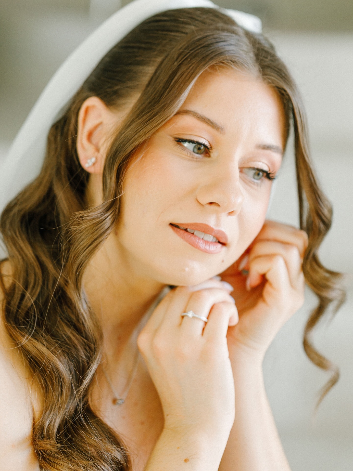 A Pinterest worthy stylish and elegant wedding in Elounda. Neutral colors, white, beige and brown, a backdrop to die for and an amazing team of planners to make this brides dream a reality. The last slide is a vibe!! 🤍✨
planner: @the_25_project
Photographer: @eirinimilaki
Venue: @artvillasgreece
Makeup: @_makeupbyevy
Hair: @femm_michel
