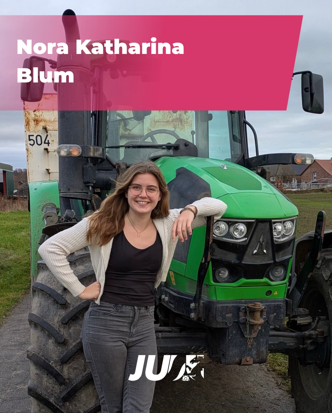 Herzlich willkommen im Team der JU-Hamm!
Ab sofort verstärkt Nora Katharina Blum unseren Vorstand als Beisitzerin.
Mit frischen Ideen, großem Engagement und viel Motivation für politische Arbeit bringt sie wertvolle Impulse in unsere JU Hamm ein.
#JU #Vorstand #Beisitzerin #TeamJU #Engagement