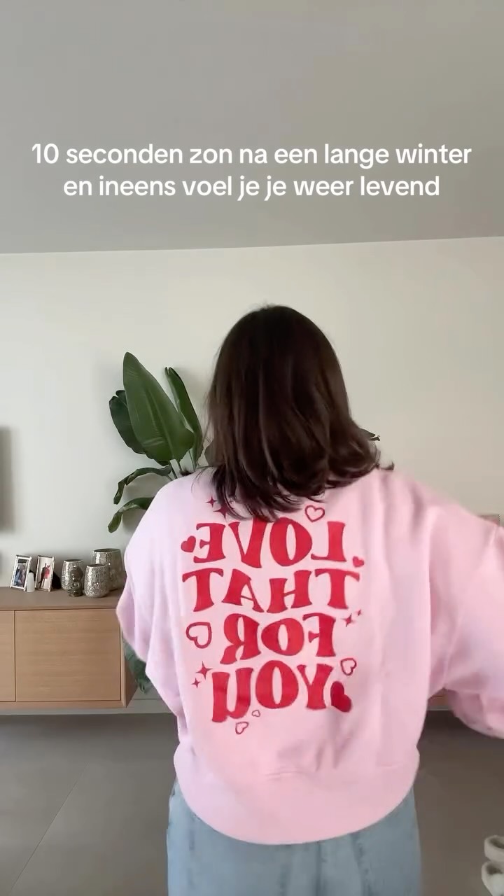 Guess who’s back alive 🌞💃 Ik voel mij stilletjesaan ontwaken uit mijn winterslaap 😆