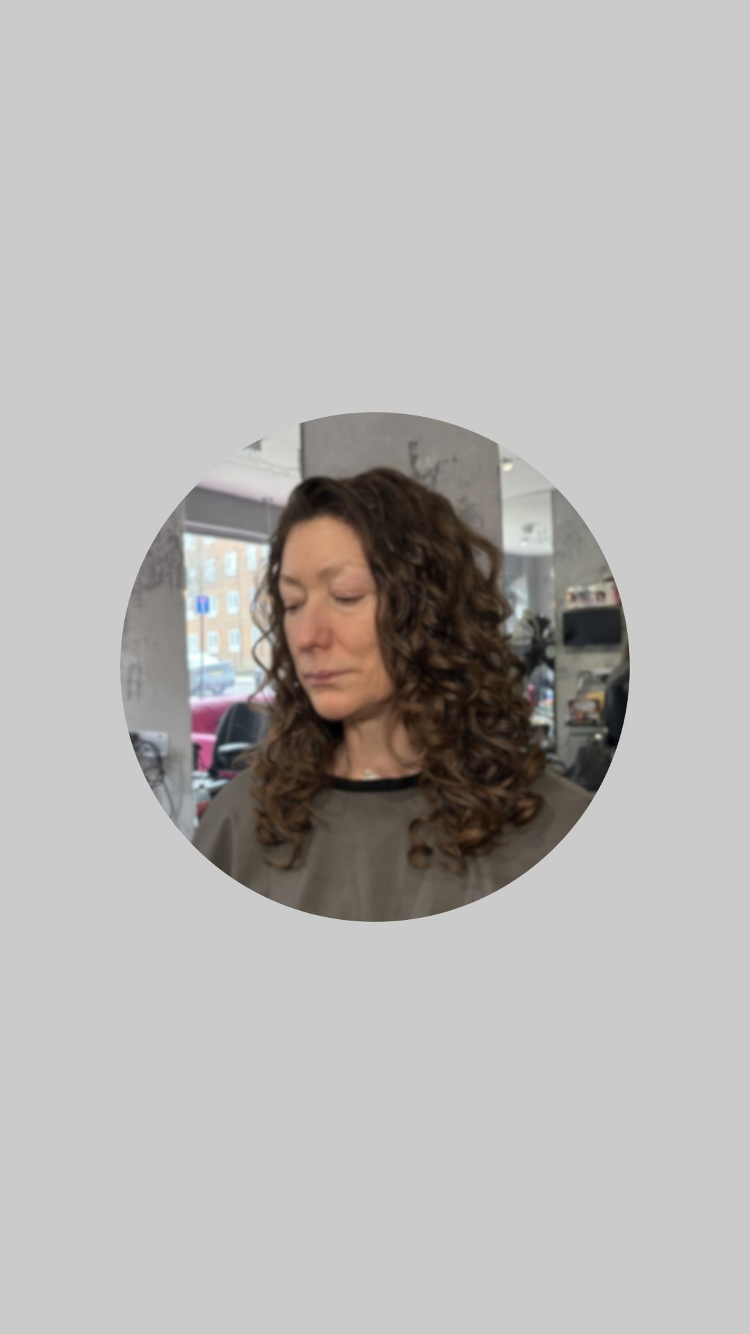 Given up hope with your hair… we have the solution !! this after was soo flattering , i was OBSESSED 🙌🏼
Hair by shakye x
#curltalk #london #curlyhair #curlyhairspecialist #explore