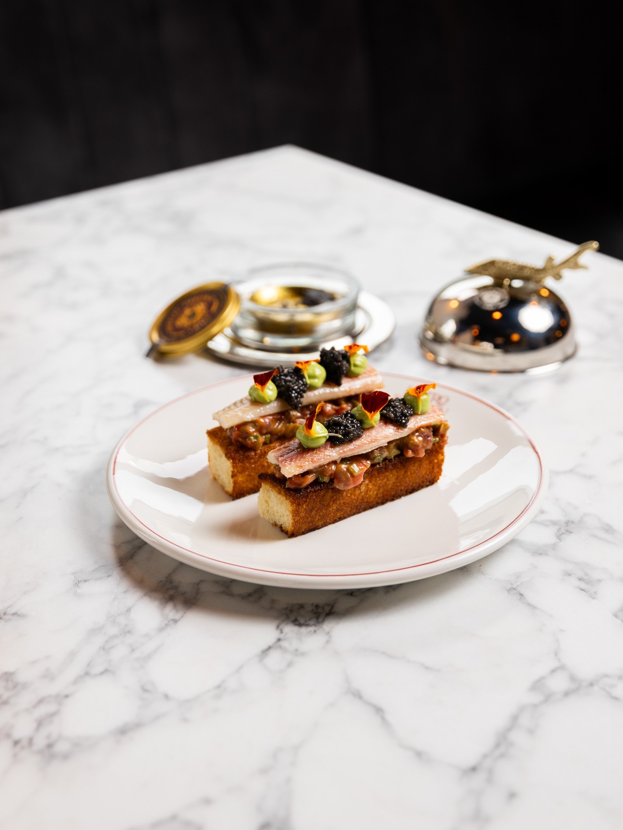 social media management & content voor @bistroberwien π«π·π·
Bij Bistro Berwien proef je de Franse keuken met een moderne twist. Een jong team met een enorme liefde en passie voor gastronomie, staat hier elke dag klaar om gasten te verrassen.
Ik heb het geluk dat ik dit mooie concept mag vastleggen. Vanaf de opening ben ik verantwoordelijk voor de social media en het beeldmateriaal, waarmee we direct een sterk fundament hebben gelegd voor hun online uitstraling.
Branding: @studiograyfish
Website: @_studiodyl