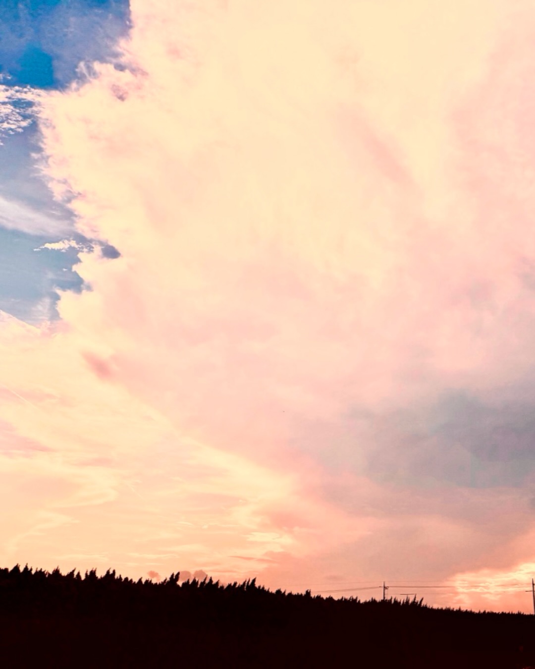 ・晩方
・
・
・
・
・#晩方
・#薄明グラデーション
・#かわたれどき
・#日本の風景🇯🇵