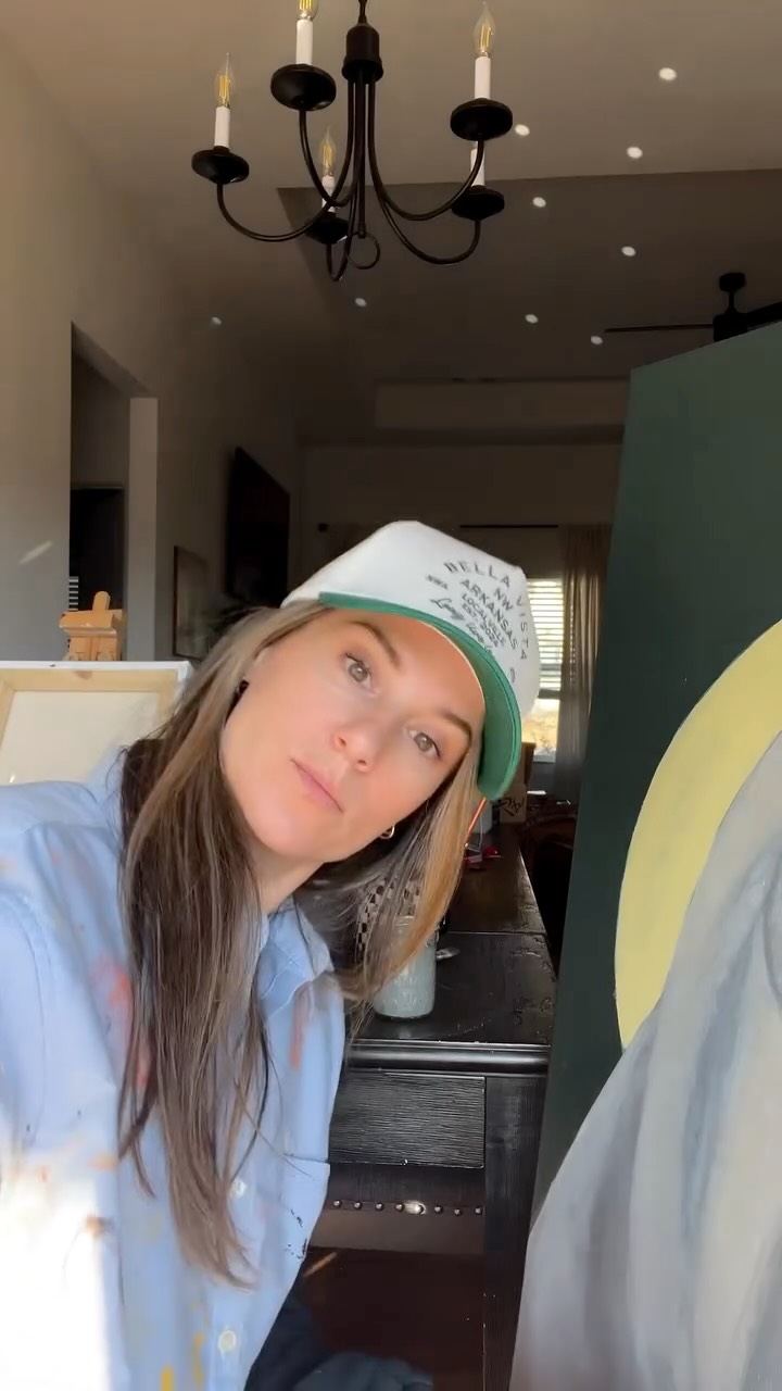 I’m sharing this video (almost) exclusively for my mom who likes to binge watch my dancing nonsense back in Nebraska. This one’s for you, mama 🕺💃🫶
*But also, if this is your vibe, we really should be friends. 😜🤠🤓