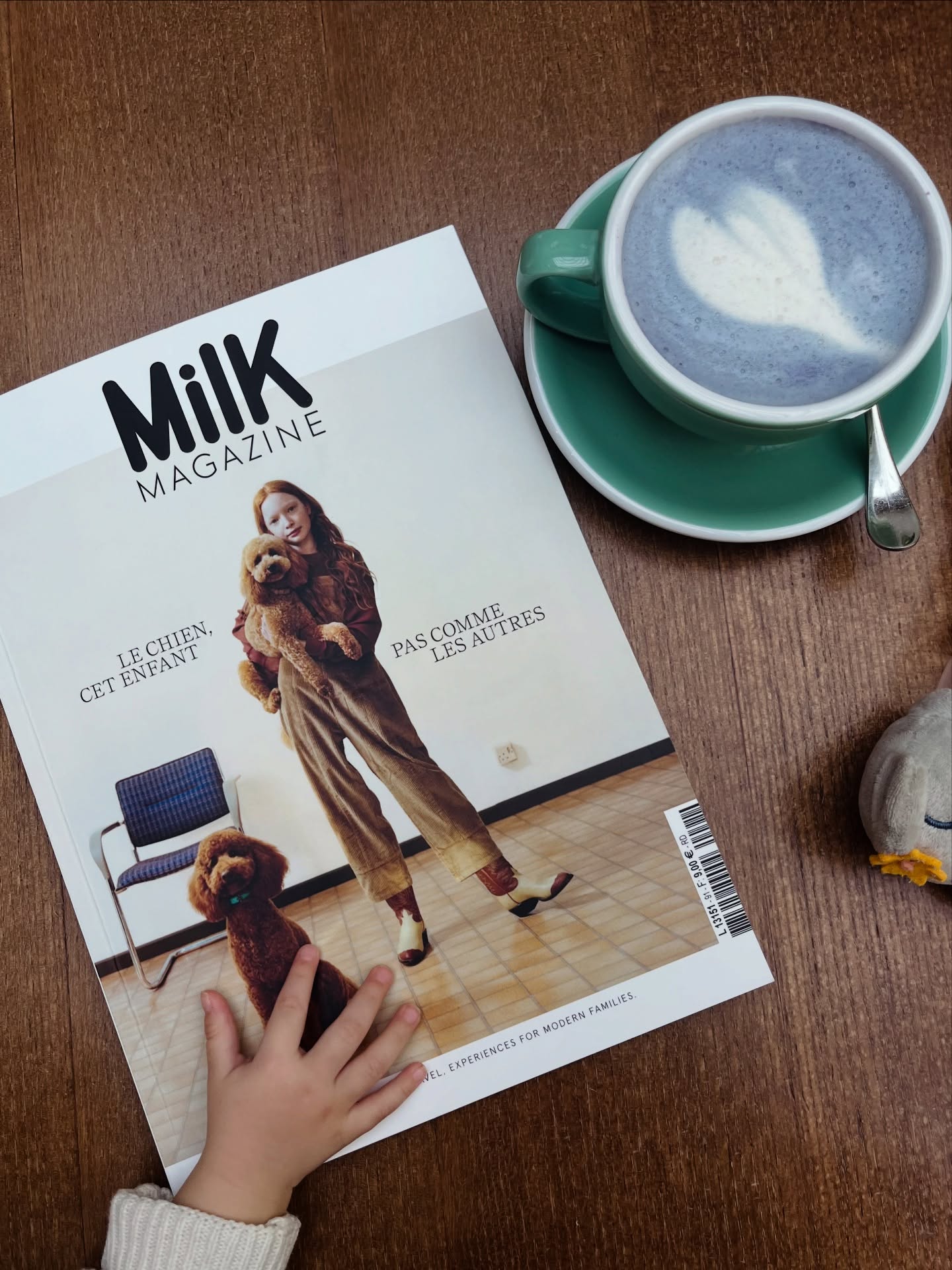 Parution presse -
Il y a quelques semaines, j’échangeais avec Milk Magazine autour d’un sujet qui me passionne :
👉 Les actions invisibles dans l’accueil des familles.
Ces gestes discrets qui rassurent les parents, considèrent pleinement l’enfant et transforment l’expérience vécue.
Heureuse de découvrir aujourd’hui cet article consacré aux nouvelles hospitalités sensorielles.
Parce qu’un lieu vraiment family-friendly ne se mesure pas seulement à ses équipements, mais à l’attention portée aux détails invisibles. 🤍
#ahauteurdenfant #familyexperience #hospitality #familyfriendly #milkmagazine