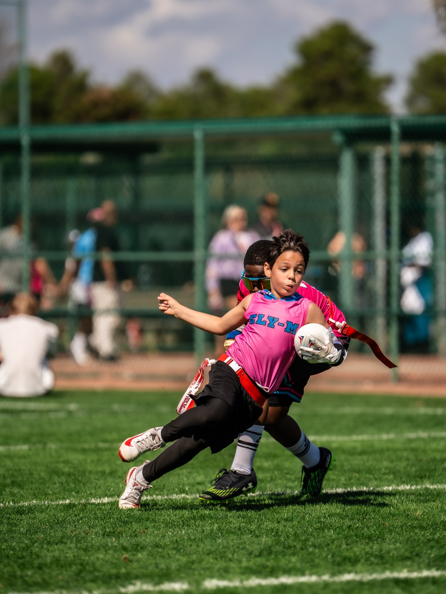 Dear Ely-M Family,
It was truly an honor to be trusted to cover 8 intense games at the @unrivaledflag x @umbrousa x @flagfootballworldchampionships. From the first snap to the final whistle, I witnessed heart, discipline, and a championship mindset.
You asked me to document the journey, and what a journey it was. Game after game you competed with grit and unity. Today you stand as 13U Champions. I am proud of your run and grateful to have captured these moments.
This is why I love sports photography. Freezing emotion. Preserving legacy. Telling stories that will live far beyond the scoreboard.
Gear used: Sony a7IV x2 with the Tamron 28-75mm, Tamron 70-180mm, and Sigma 120-300mm.
Congratulations, Champs.
Thank you for trusting me with your story.
Javier Morales 📸