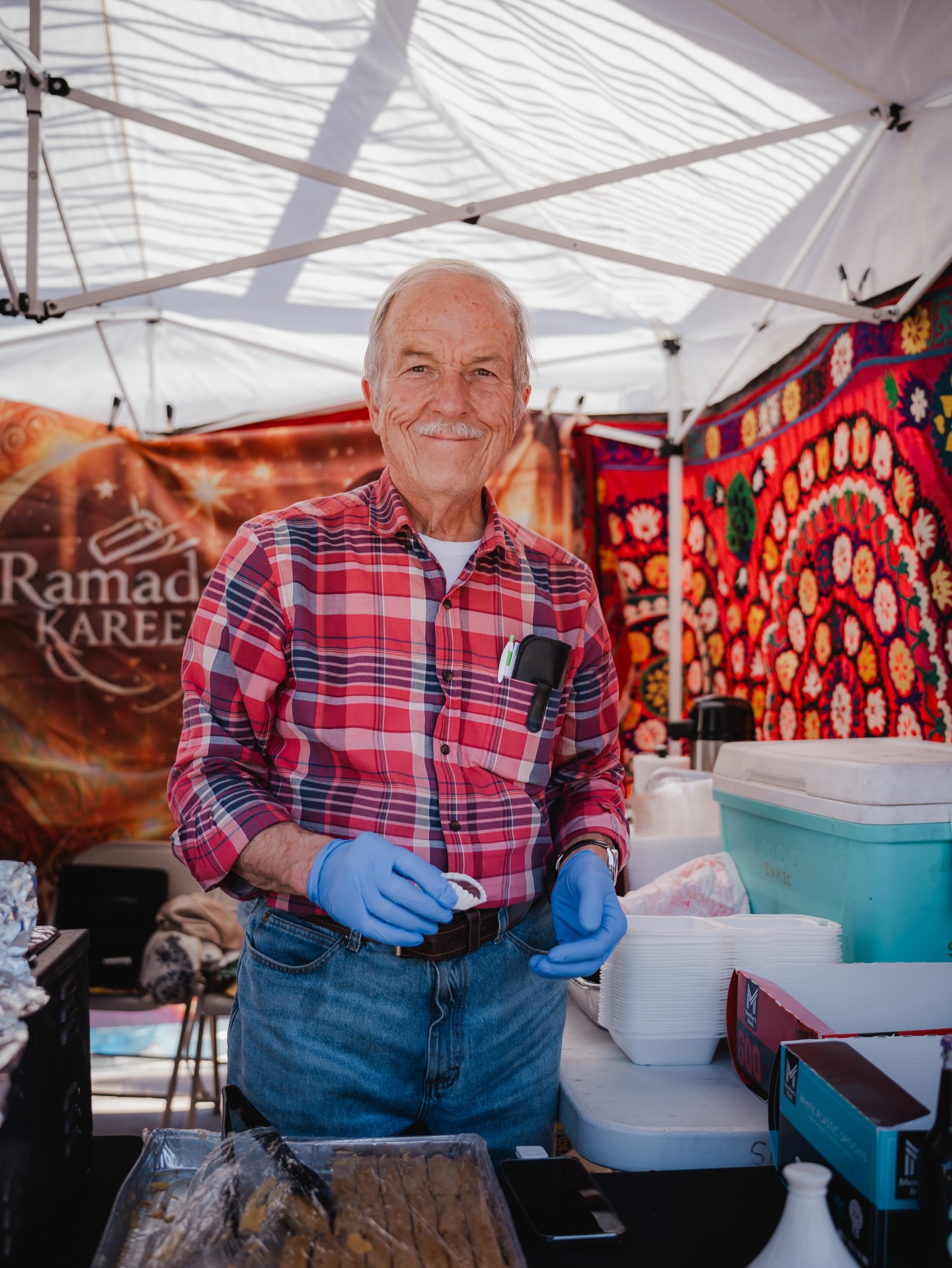 Grateful for every single one of you who keeps showing up for us at the farmers market. We see you, we appreciate you, and we’re just getting started.
#FarmersMarket #SupportLocal #LasCruces #CommunityFirst #YallaFalafel