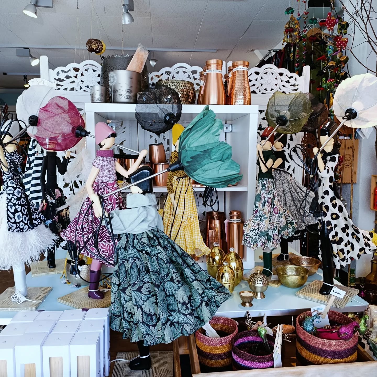 Wunderschöne Lampen. 🥰
Suche dir deine aus. 💓
Einzigartg und etwas spezielles für dein Zuhause!