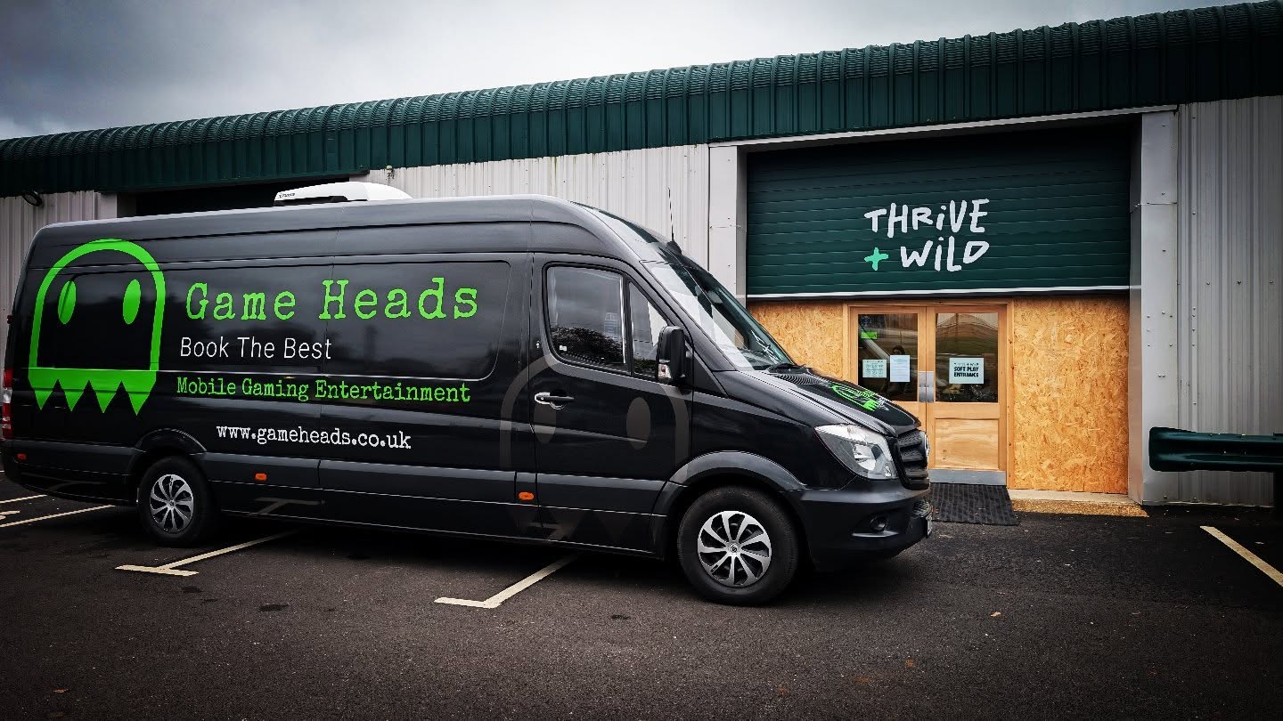 WOW van here at Thrive + Wild, little ones to soft play and bigger ones (age 7+ ) in The WOW van for some gaming fun!