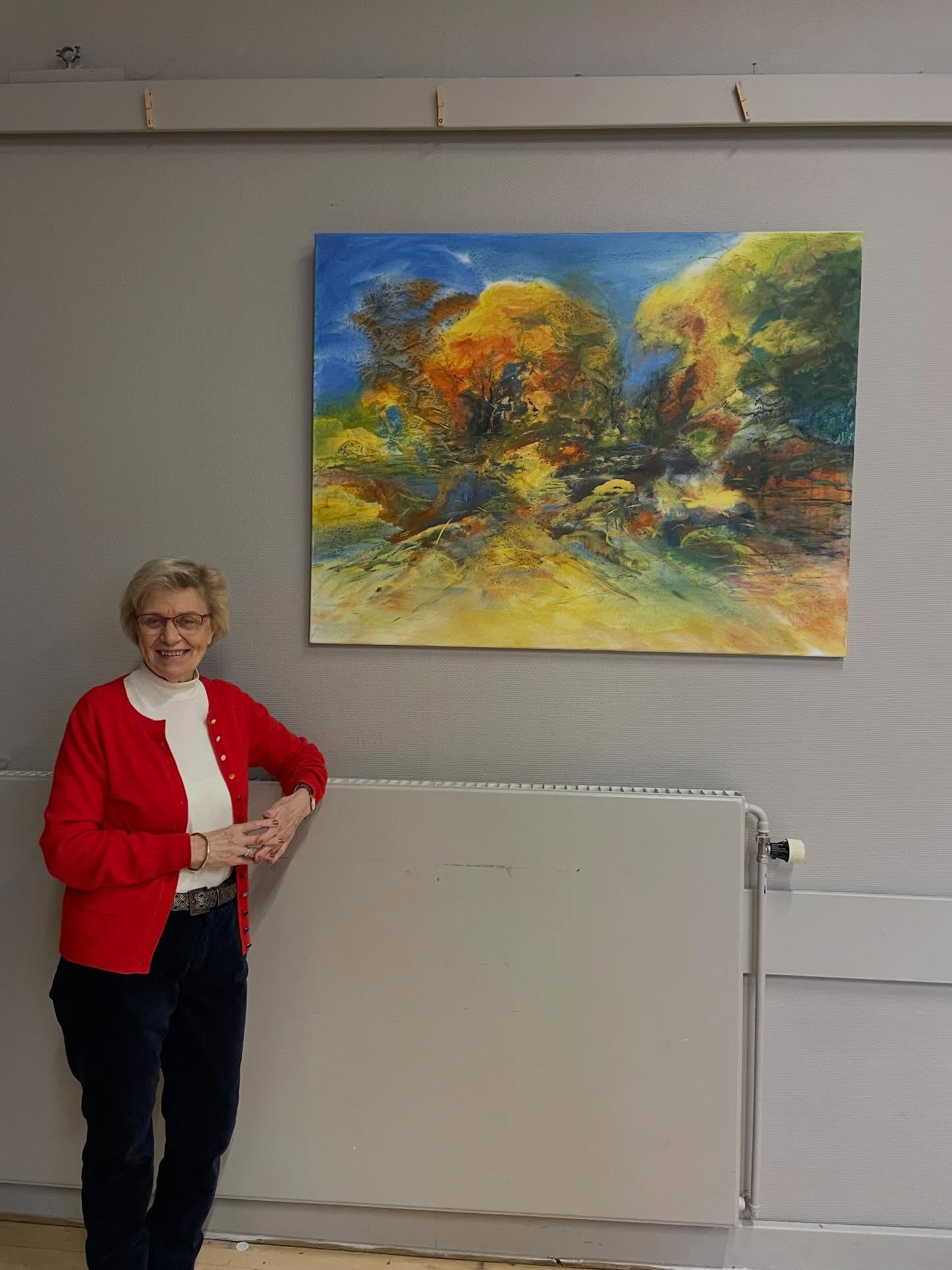 Nyt VÆRK på skolen!🤩
I dag fik vi overdraget Elisabet Lycke Nielsens smukke maleri med titlen “Efterårssymfoni”, som blev valgt til årets værk 2025 ved Novemberudstillingen. 🖌️🎨🖼️
Der blev afholdt en lille festlig reception for hele skolen, hvor billedet blev afsløret og kunstneren var selv personligt mødt op, så hun kunne delagtiggøre os alle i, hvordan hun havde arbejdet med det flotte maleri. 🙌
Derefter var der dækket op - fint - til både lidt drikkelse og spiseligt, og hele seancen sluttede af med, at alle dansede folkedans i salen.
Nu hænger Elisabeths maleri her på skolen i fremtiden, så i alle kan nyde kunstværket🎨🙌😃