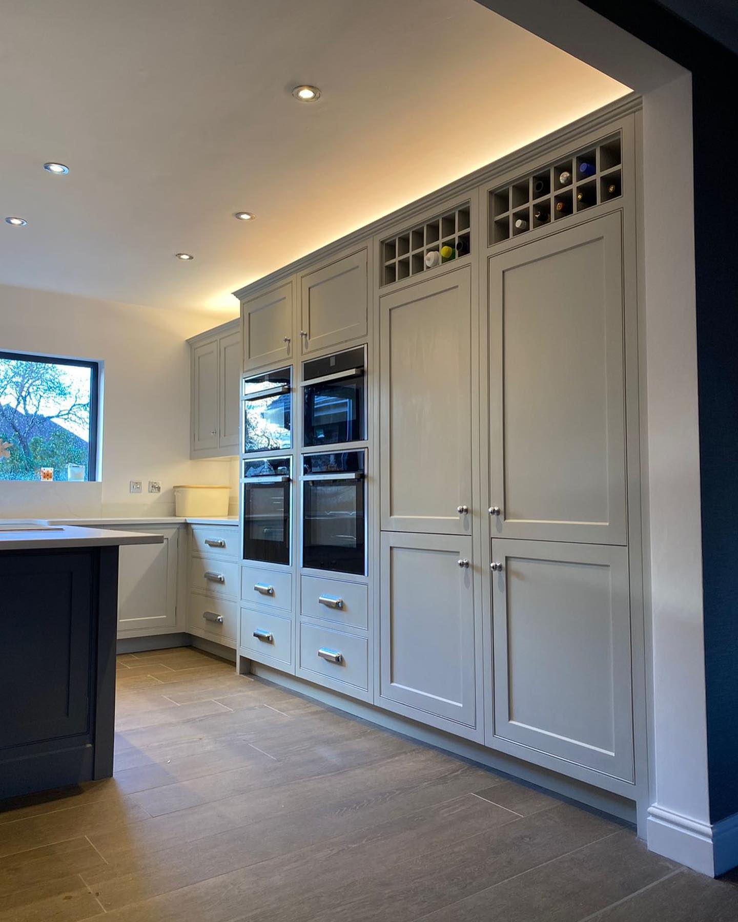 A kitchen is a big purchase for anyone, it is for many people, the most used rooms in the home so it is well worth spending a little time finding the best option in your price range. It’s sad when you spend money on something you love and it starts to fall apart too quickly. Kitchens will look good for decades if they are made from quality materials. #jharriskitchens