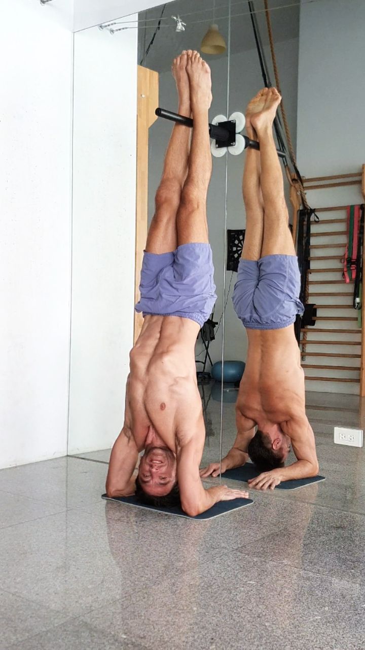 Pincha Balance using Handstand-Stick
www.fitprogress.com/shop/handstand-stick
FitProgress Studio Coaching @HandstandTrack Balance Support System.