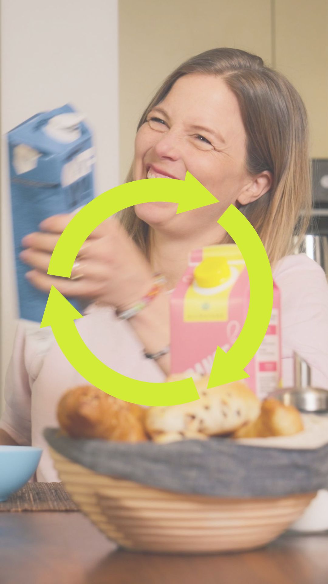 Outtakes beiseite. 😅 Aurelia erklärt dir Schritt für Schritt, wie du leere Milchverpackungen richtig entsorgst. Das Video findest du auf unserer Website.
Link in Bio: KREISLAUF