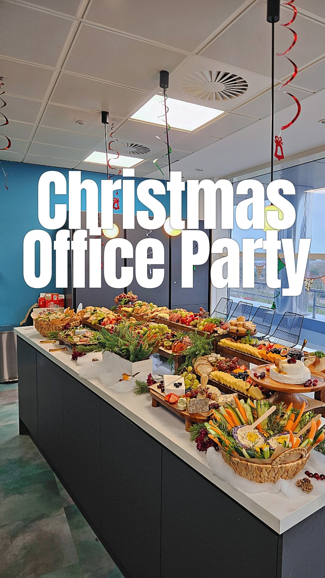 The elves put this one together 🤫✨
The last Ultimate Grazing Table for the year!
Hope you all had a very Merry Christmas 🎄